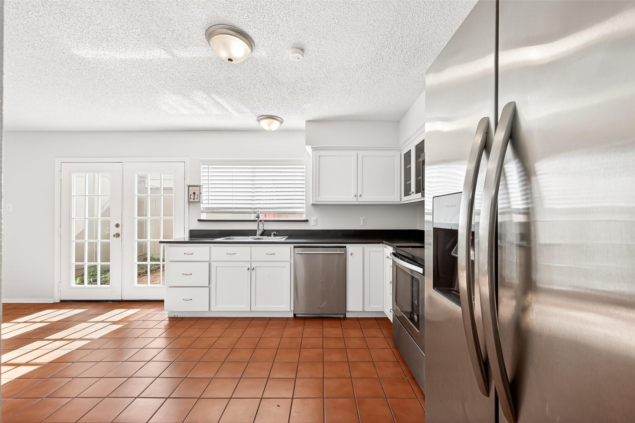 11677 Village Place Drive Property Photo 23