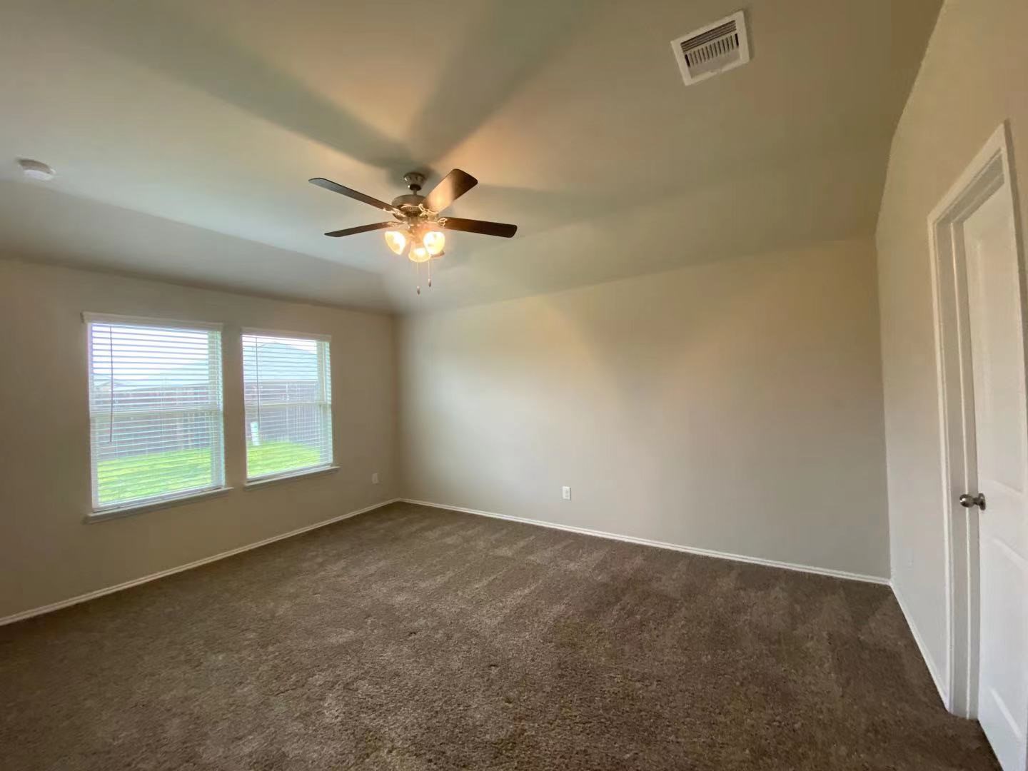 1838 Gibbons Creek Drive Property Photo 10