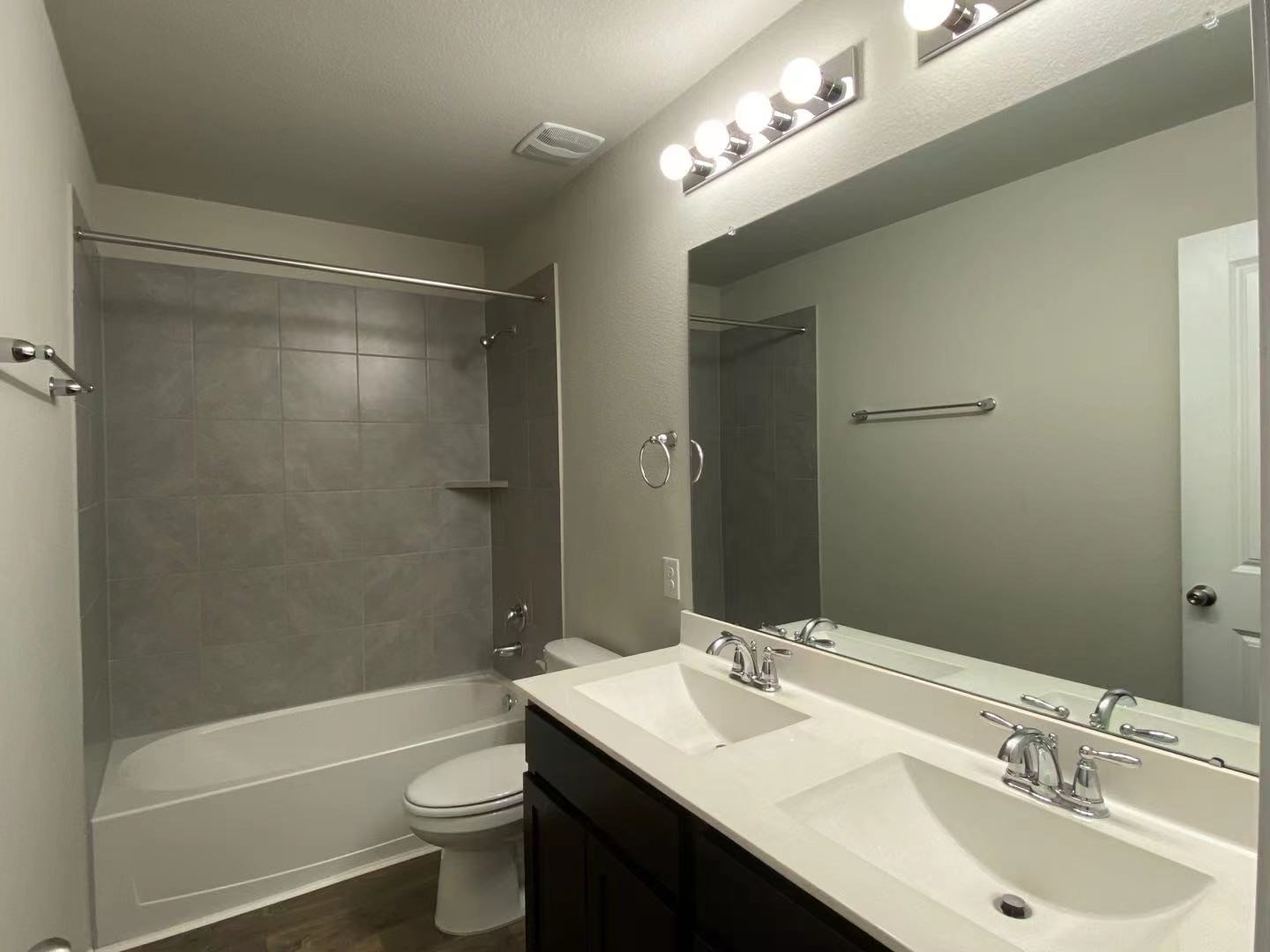 1838 Gibbons Creek Drive Property Photo 11