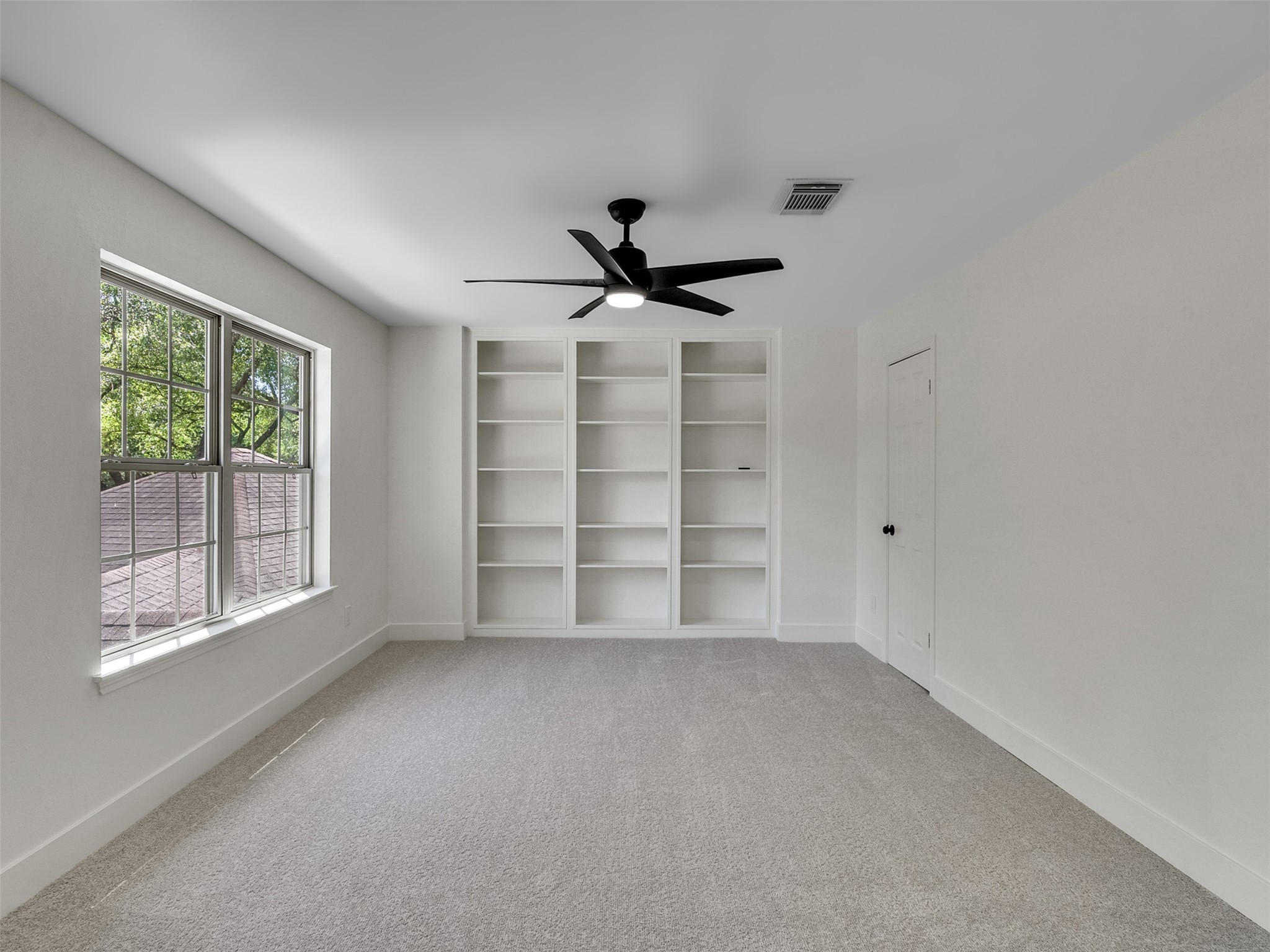2109 Bay Hill Drive Property Photo 23