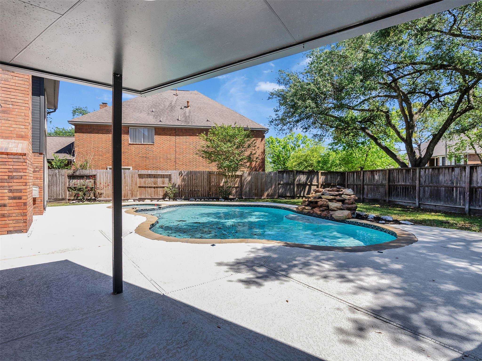 2109 Bay Hill Drive Property Photo 33