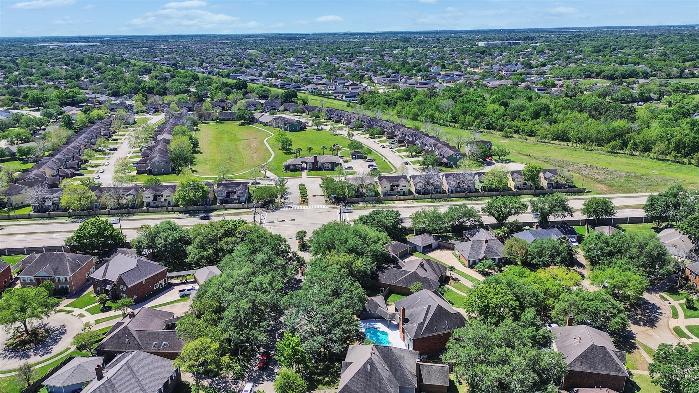 2109 Bay Hill Drive Property Photo 42