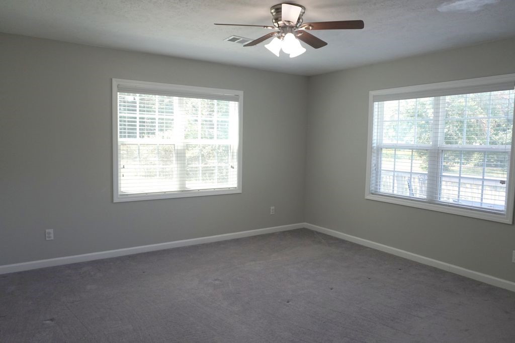 2329 N Berlin Road Property Photo 9