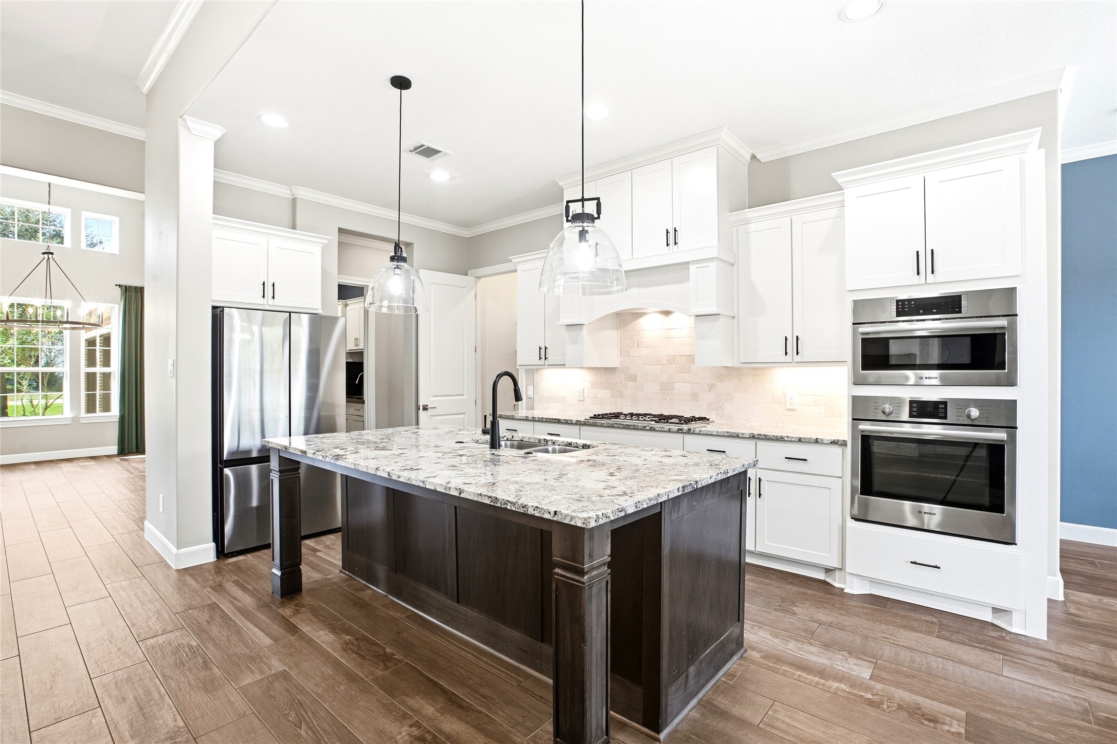 32810 Wall Flower Drive Property Photo 5