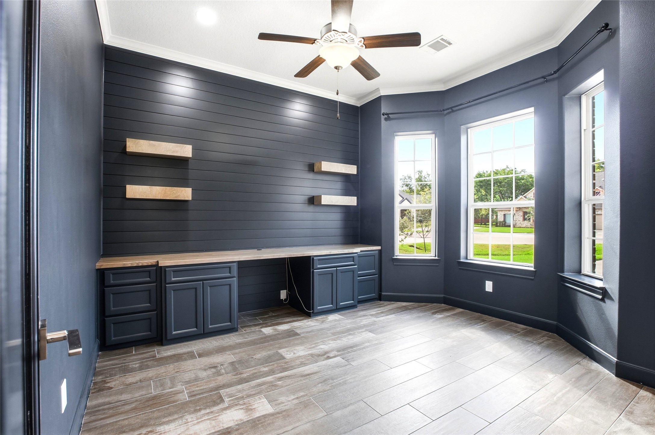 32810 Wall Flower Drive Property Photo 12