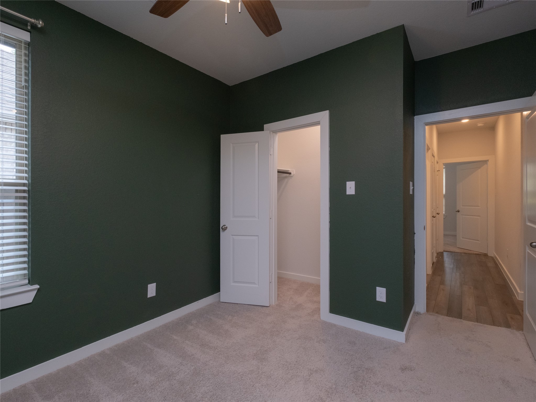 27015 Hidden Rock Court Property Photo 11