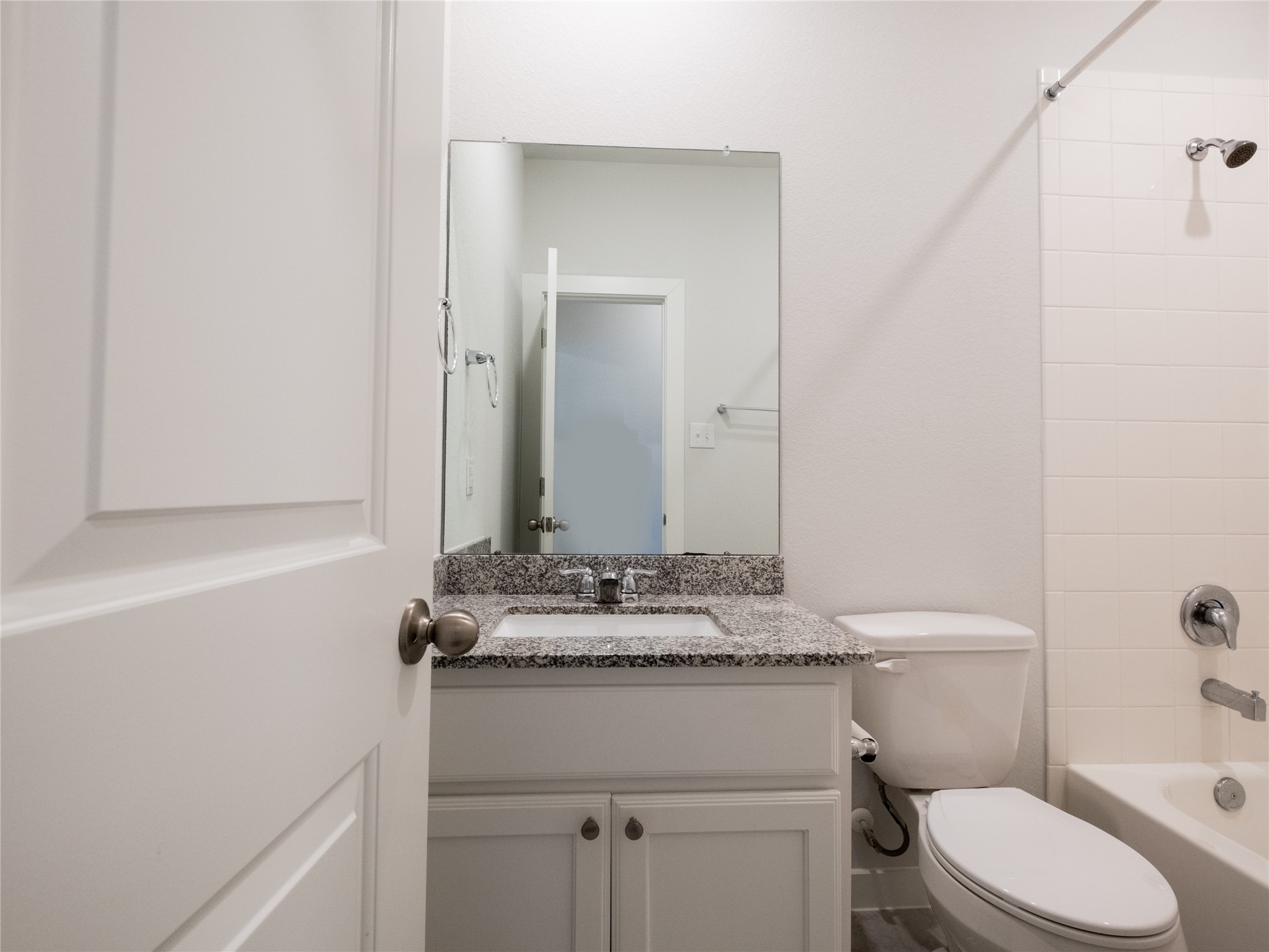 27015 Hidden Rock Court Property Photo 12