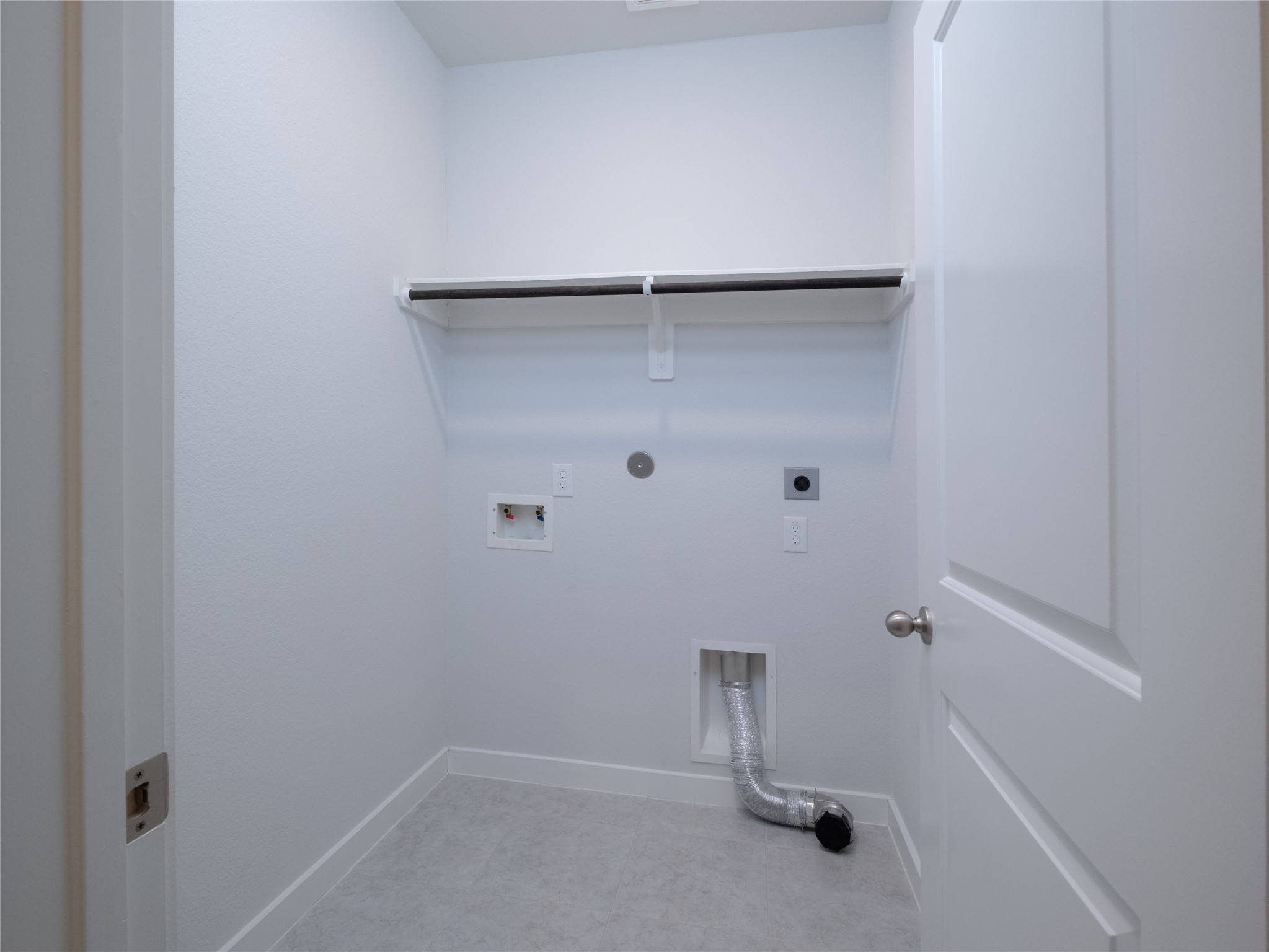 27015 Hidden Rock Court Property Photo 16
