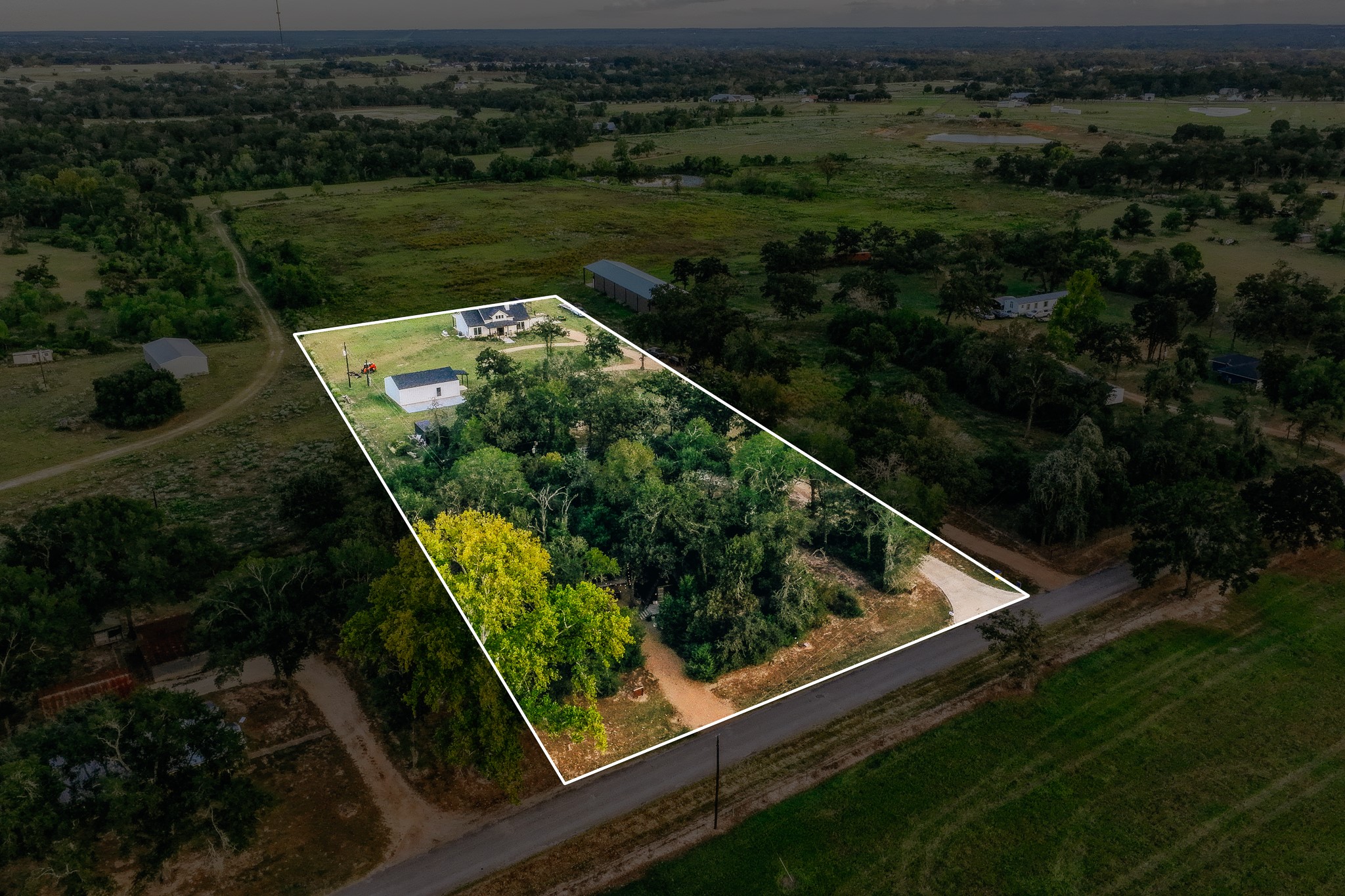 740 & 746 Koy Road Property Photo 4