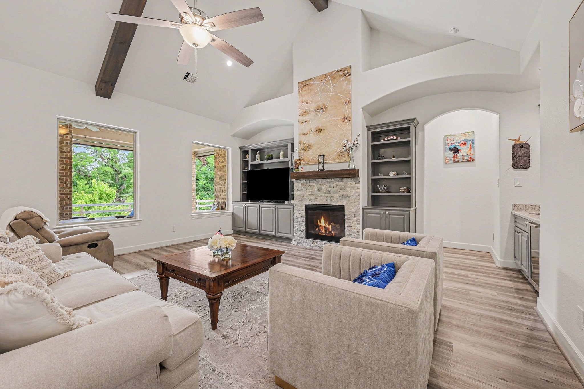 33002 Woodlake Drive Property Photo 6