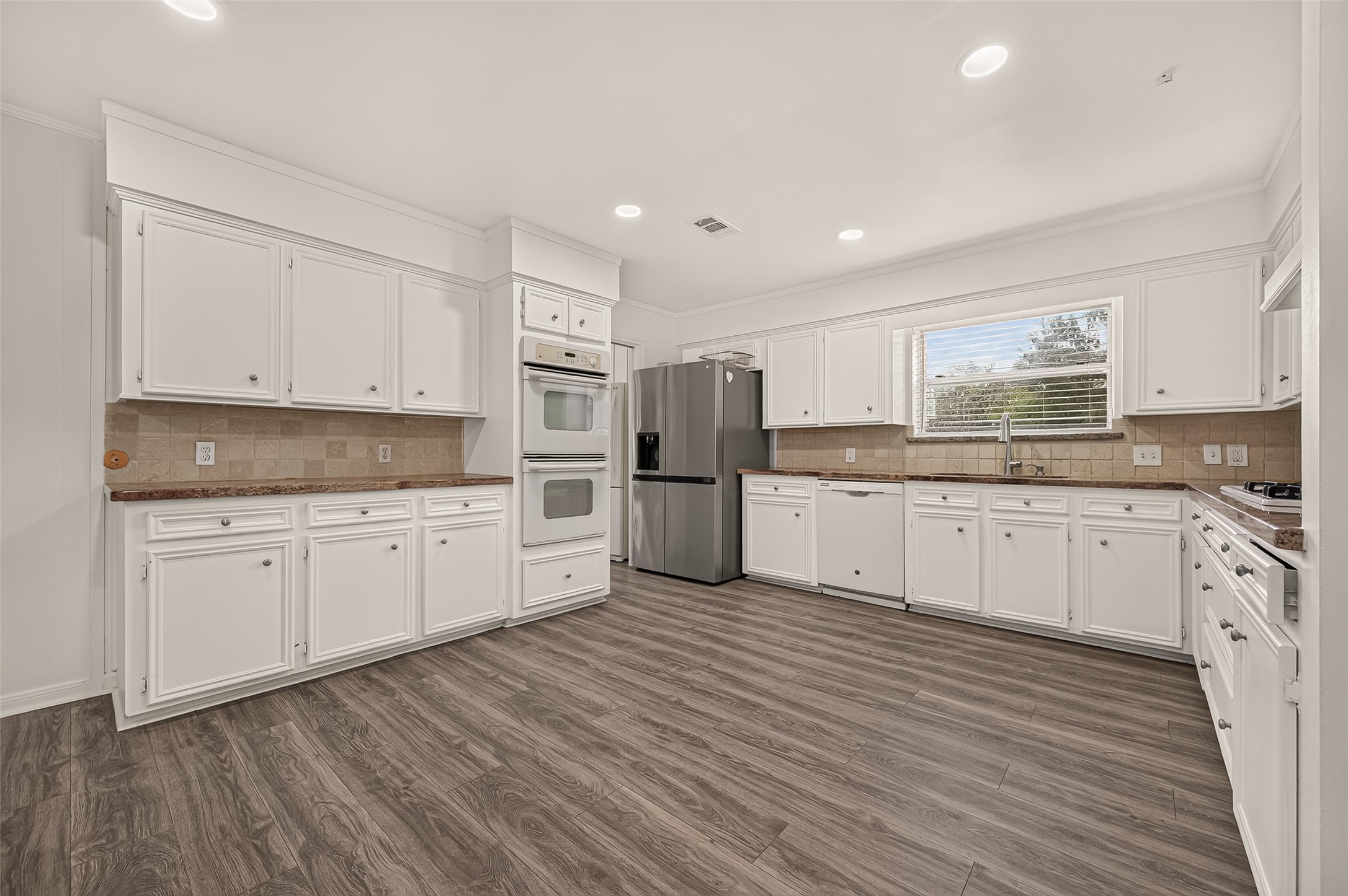 2230 S Fountain Valley Drive Property Photo 15