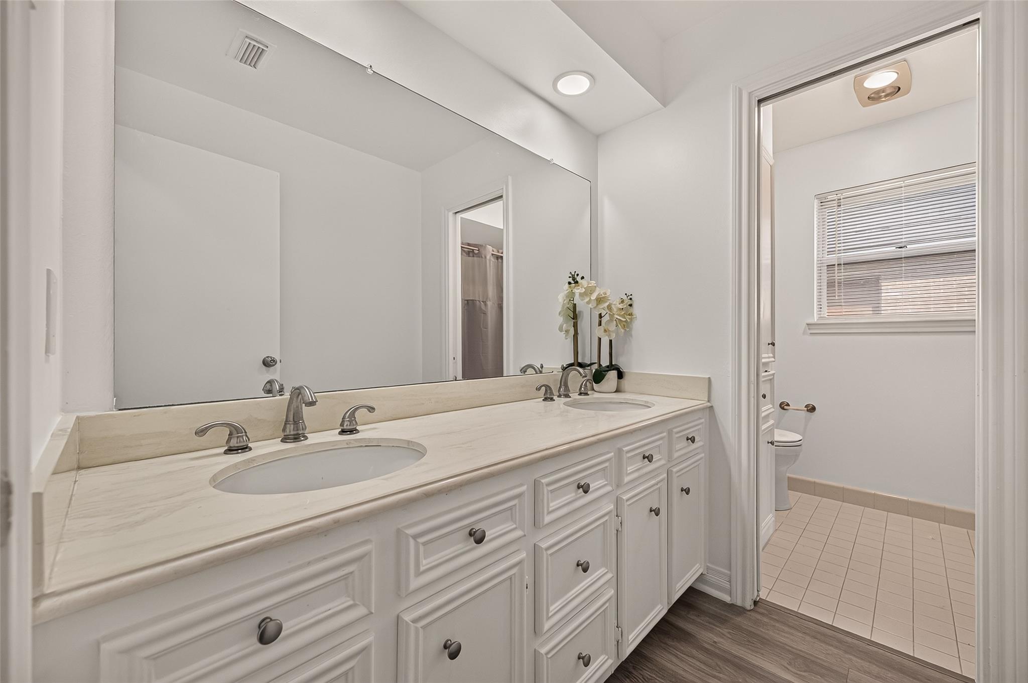 2230 S Fountain Valley Drive Property Photo 19