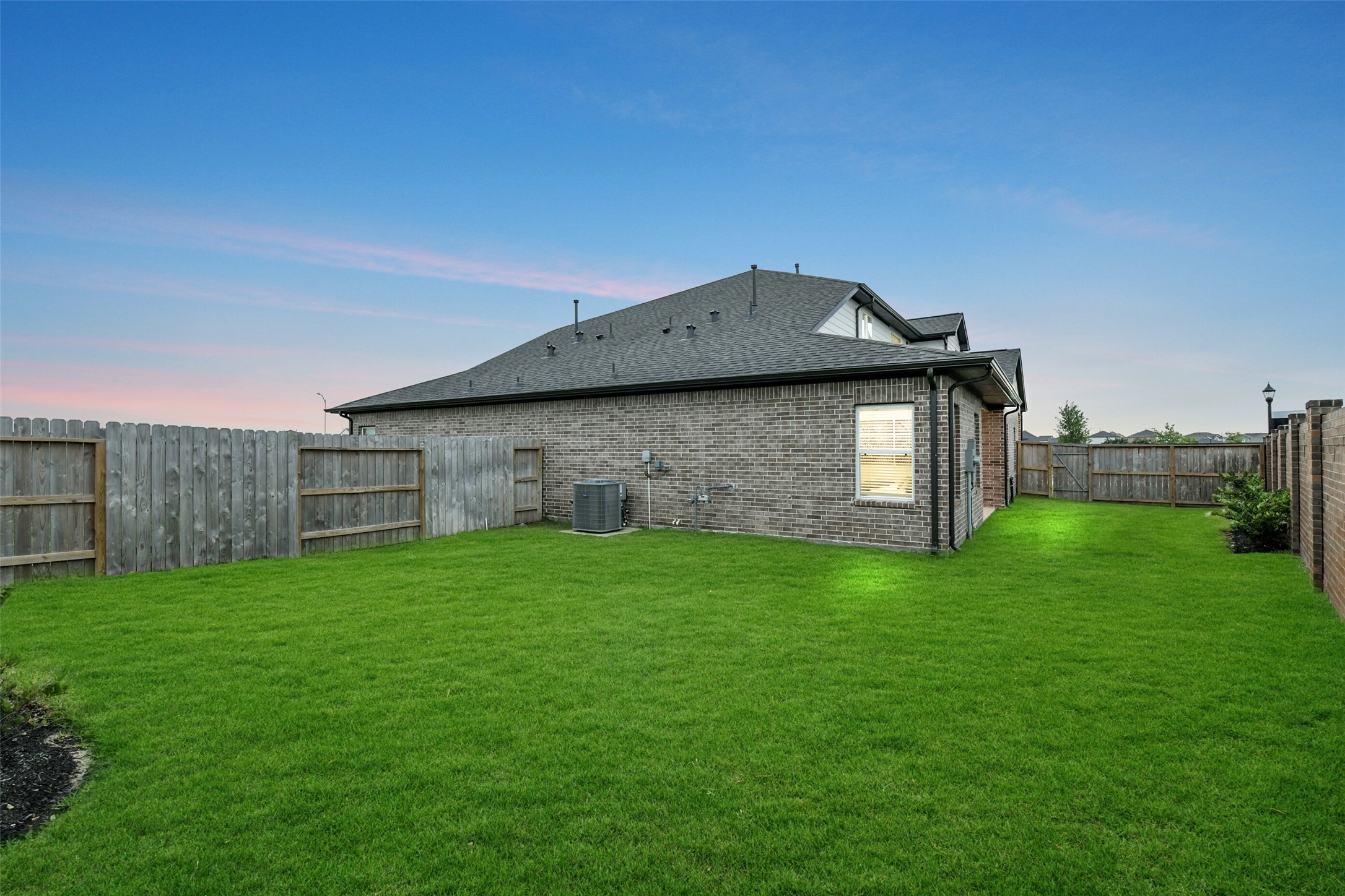 21015 Bay Village Drive B Property Photo 10
