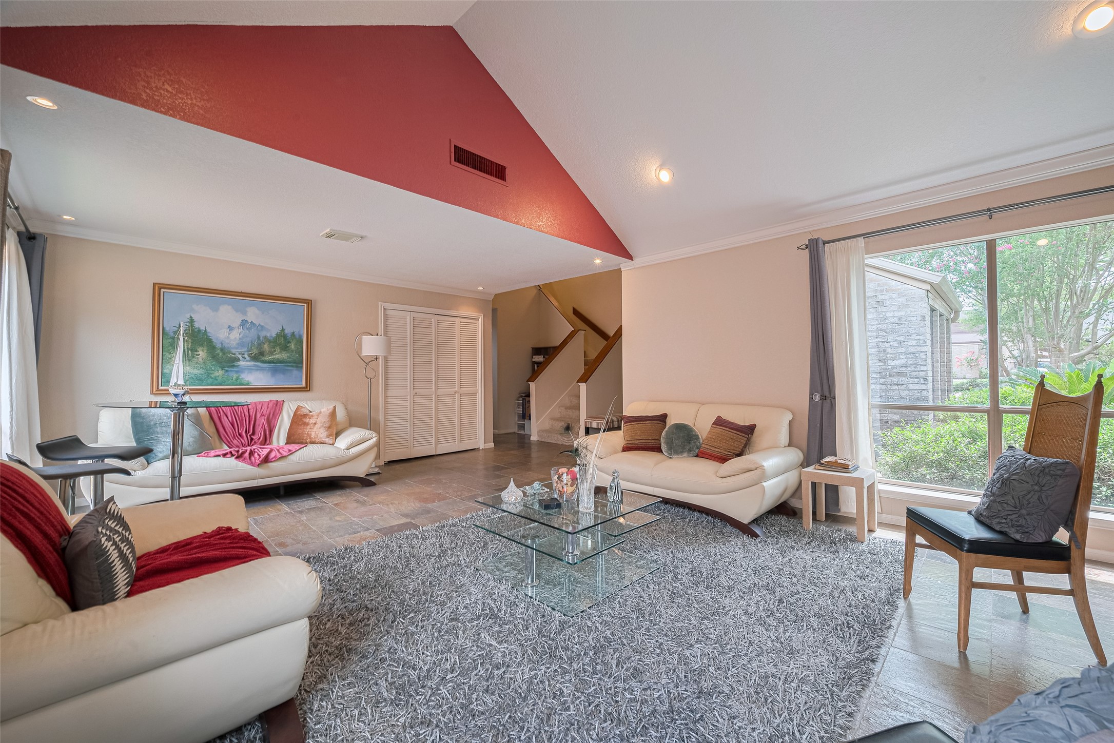 12231 Carriage Hill Drive Property Photo 15
