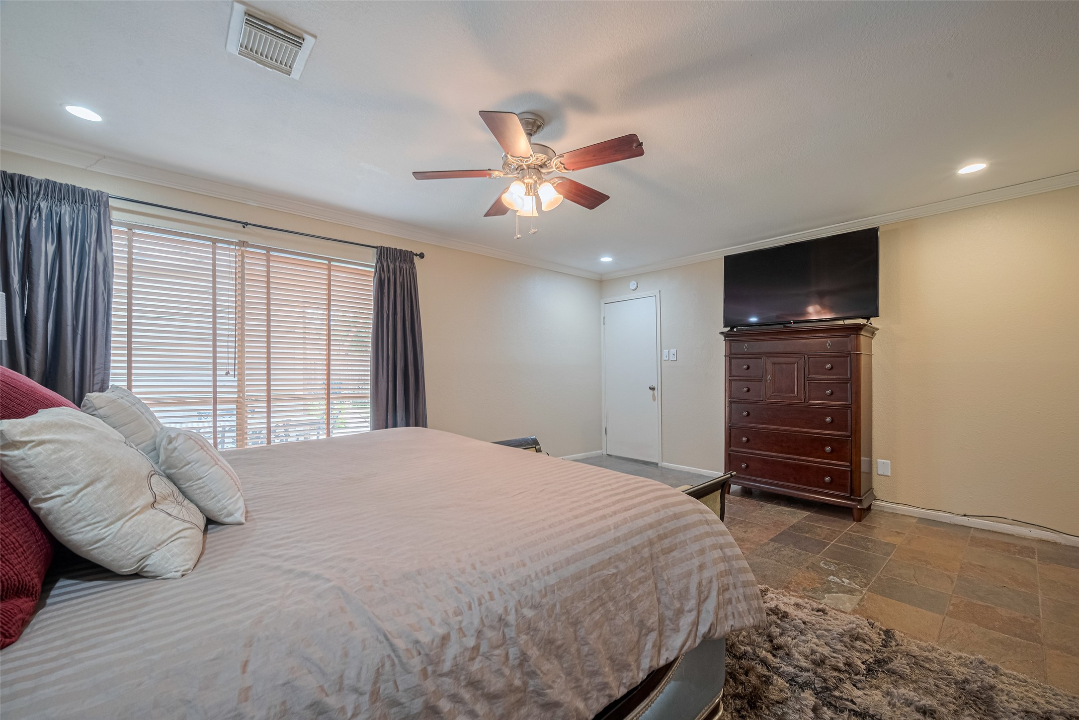 12231 Carriage Hill Drive Property Photo 21