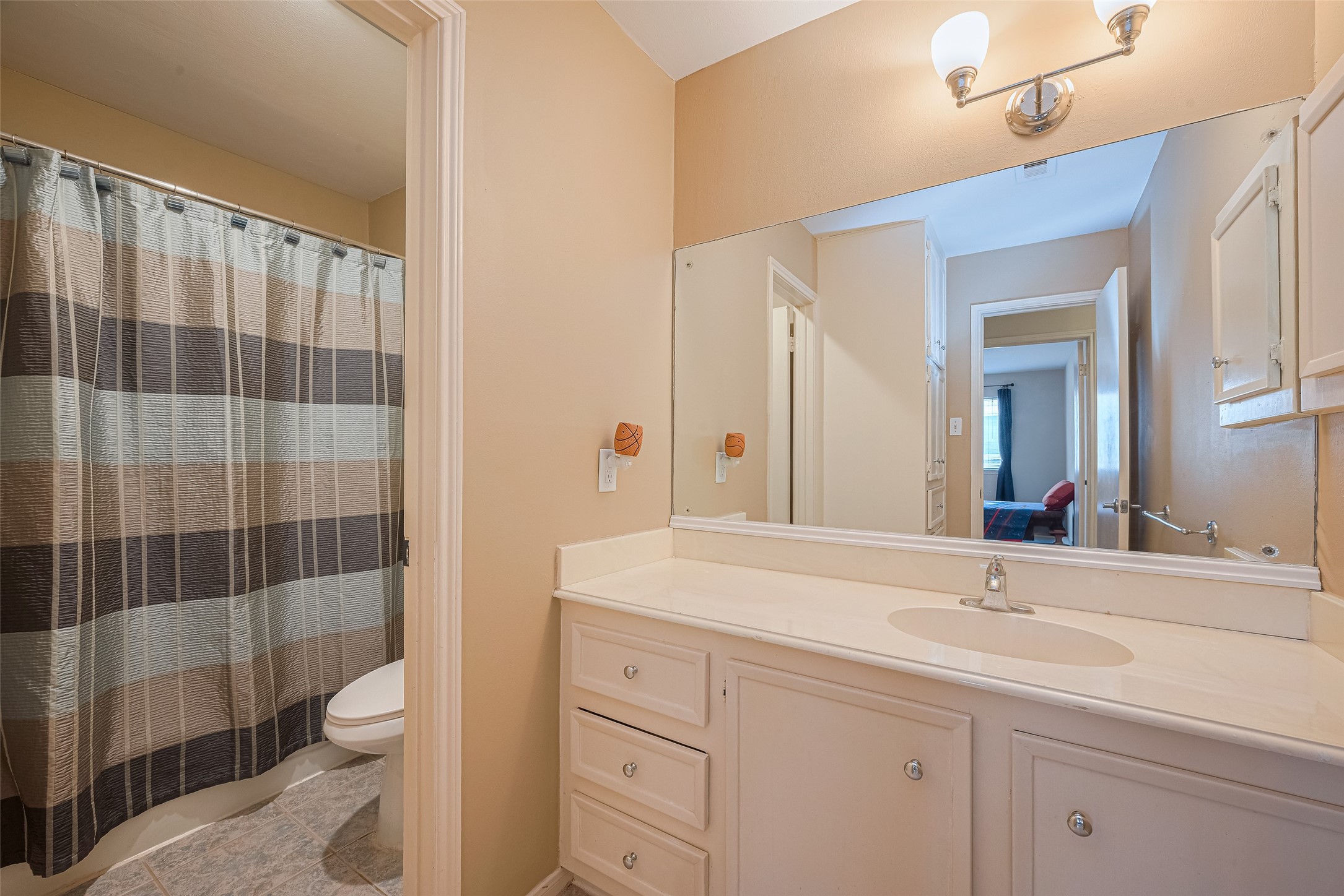 12231 Carriage Hill Drive Property Photo 38