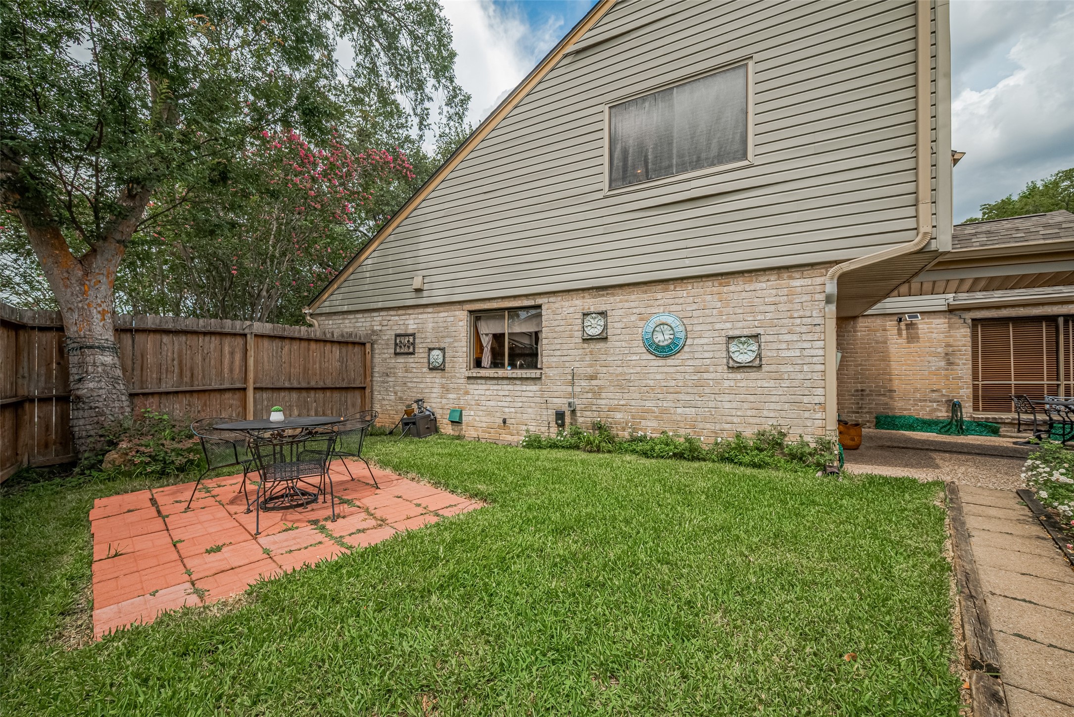 12231 Carriage Hill Drive Property Photo 44