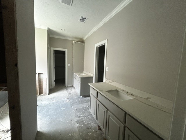 8598 Sana Drive Property Photo 10