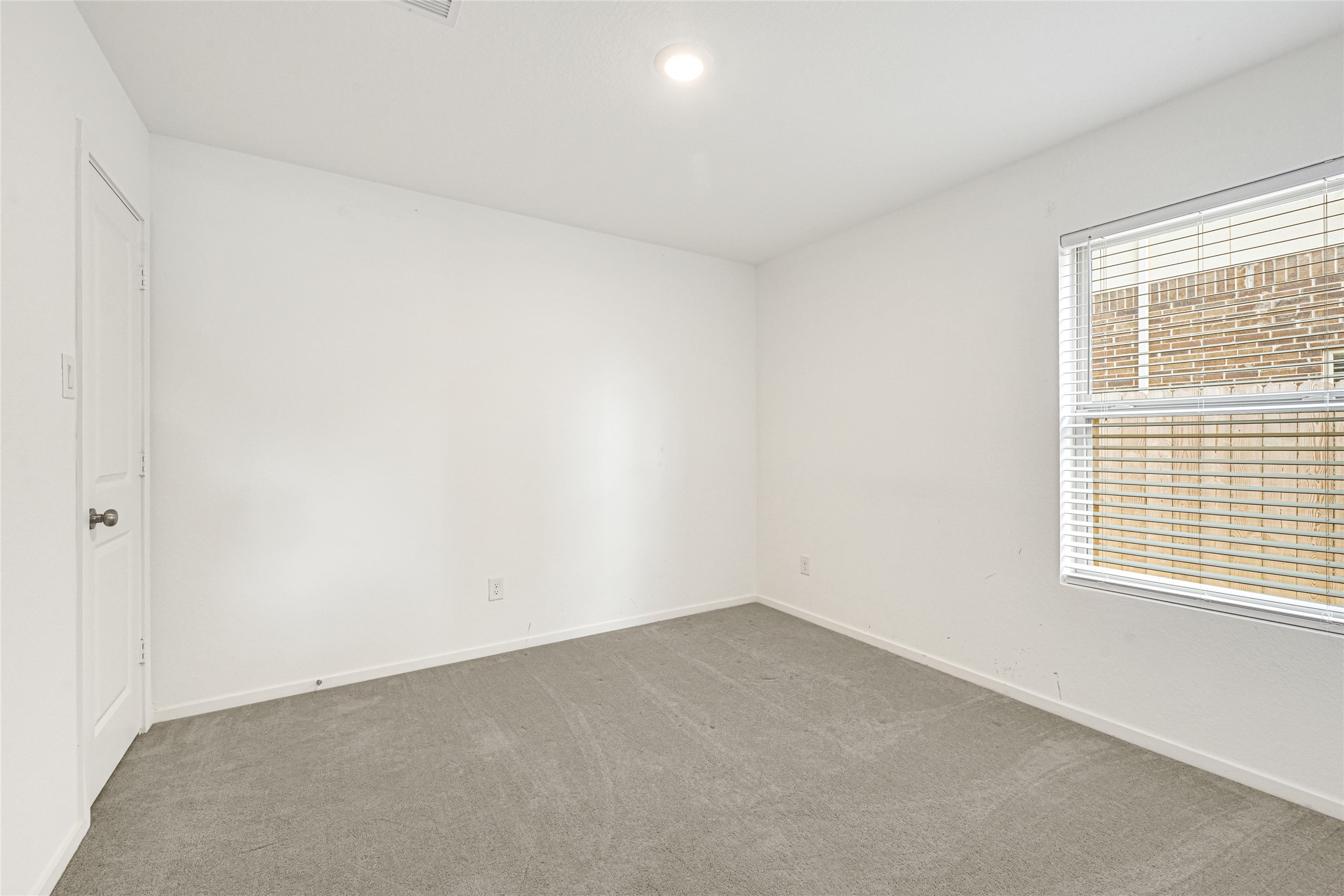 2112 Hyde Acres Street Property Photo 21