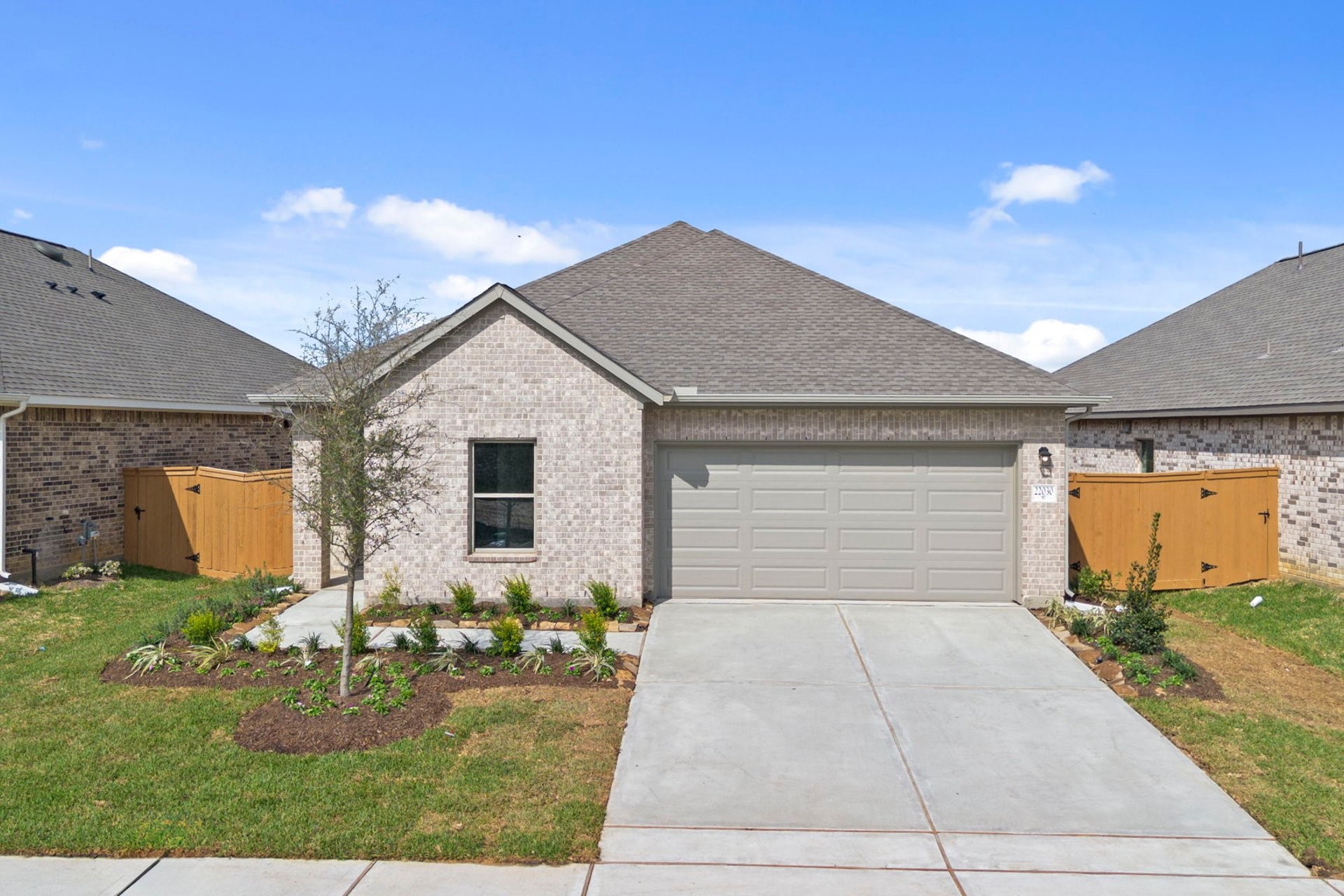 19022 Cetara Villa Drive Property Photo 2