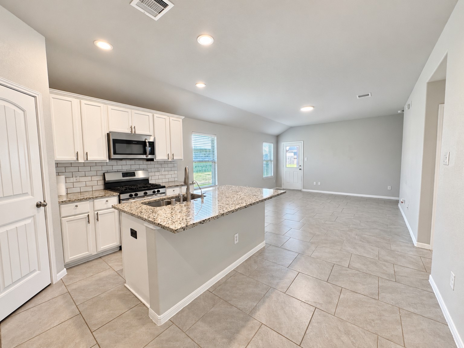 29202 Dunns Creek Court Property Photo 14