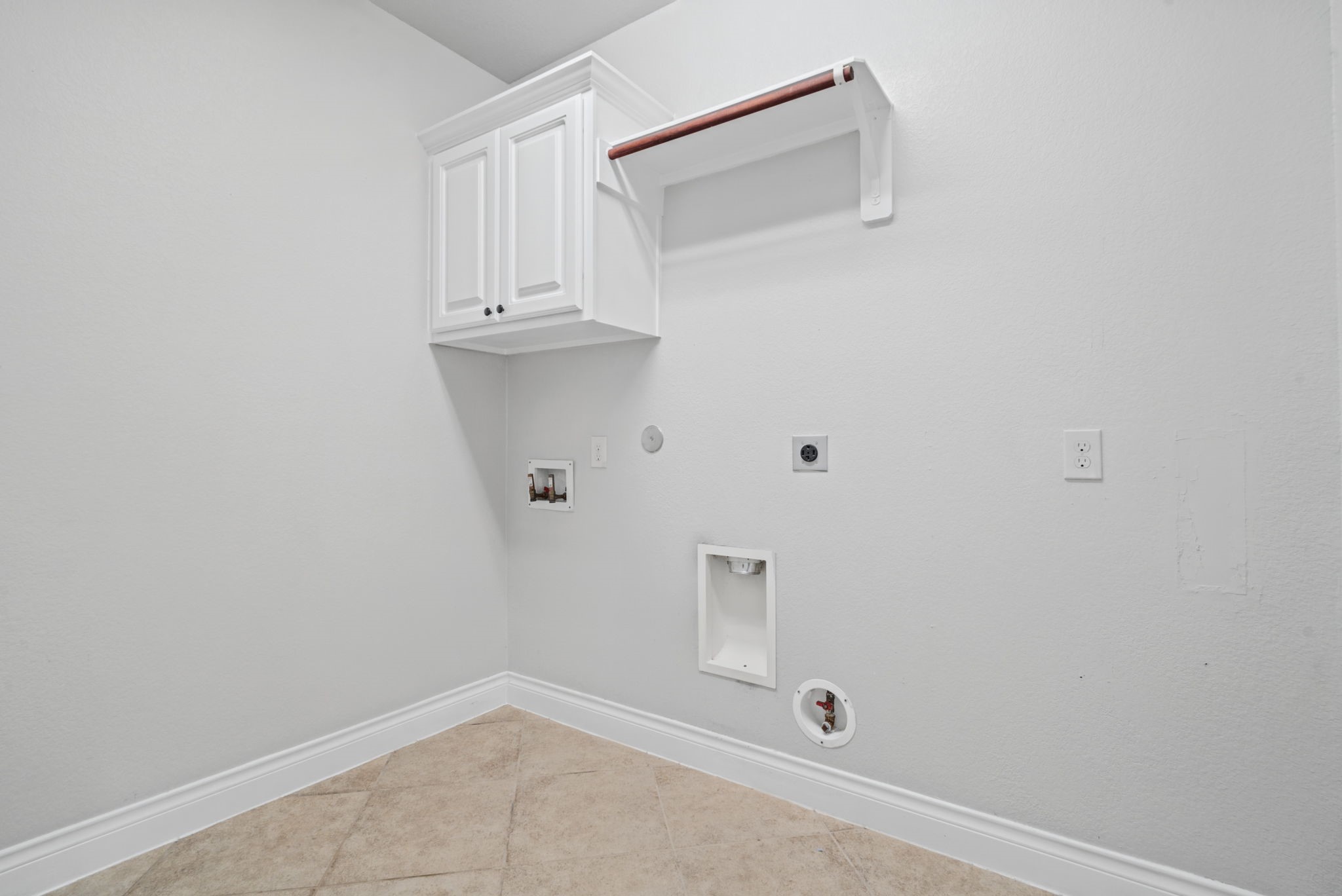 9819 St Romain Drive Property Photo 19