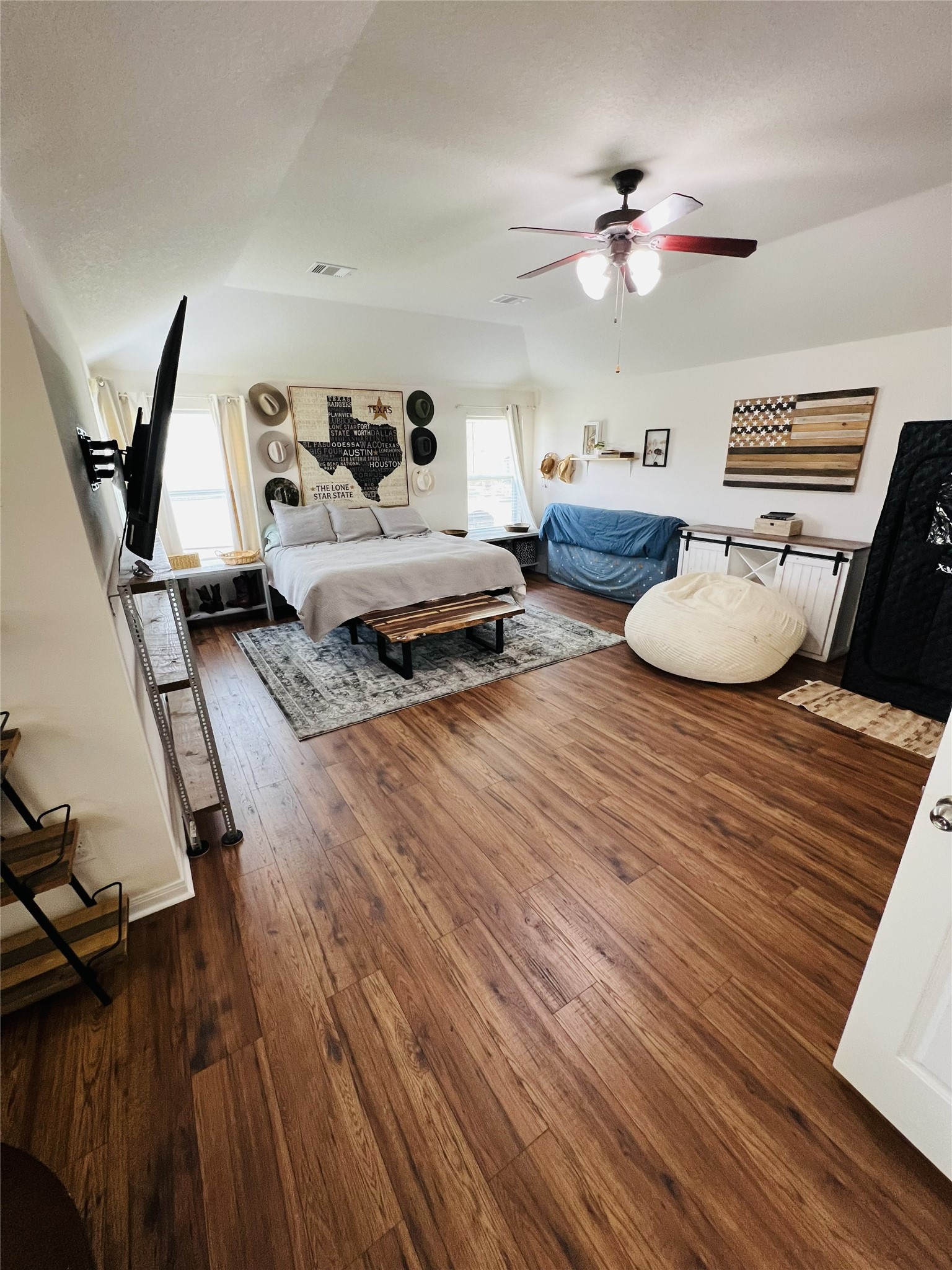 10711 Indian Trails Drive Property Photo 16
