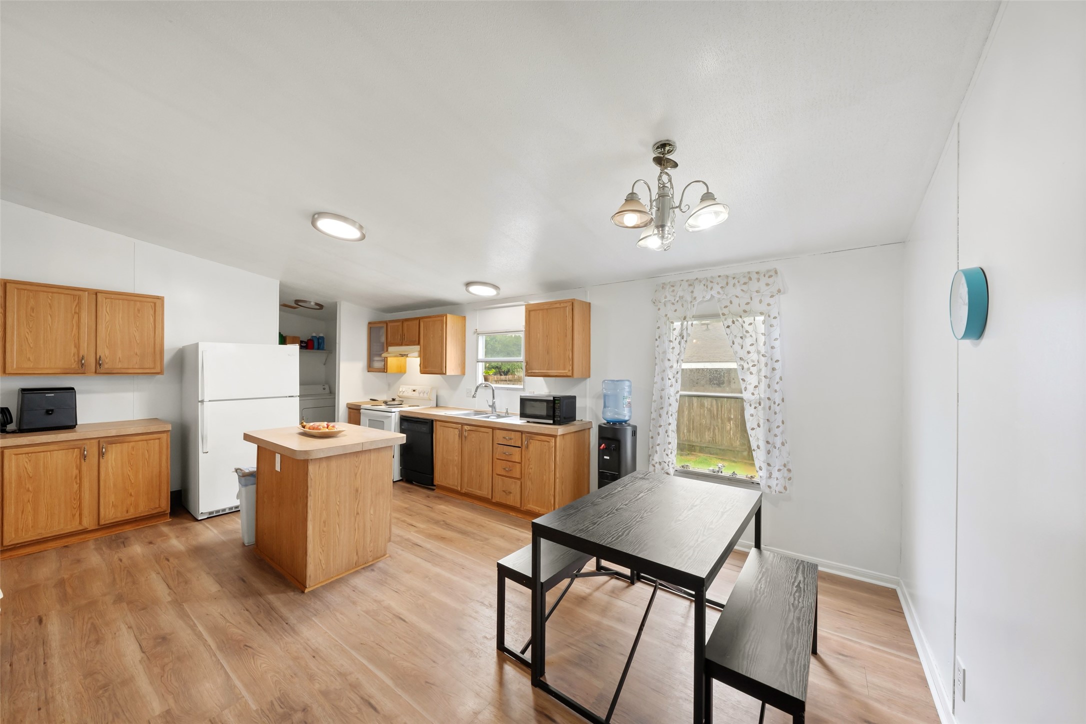 2522 Joseph Pine Lane Property Photo 8