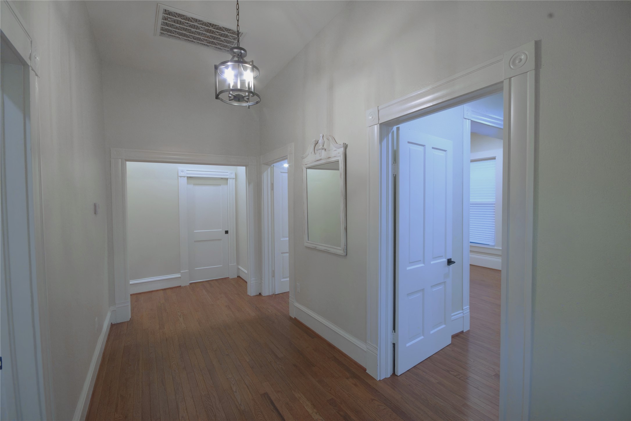 505 Winnie Street Property Photo 6