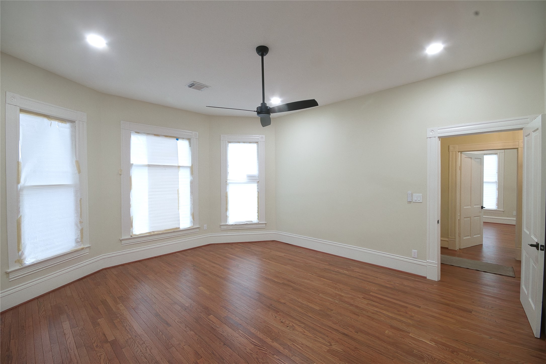 505 Winnie Street Property Photo 9