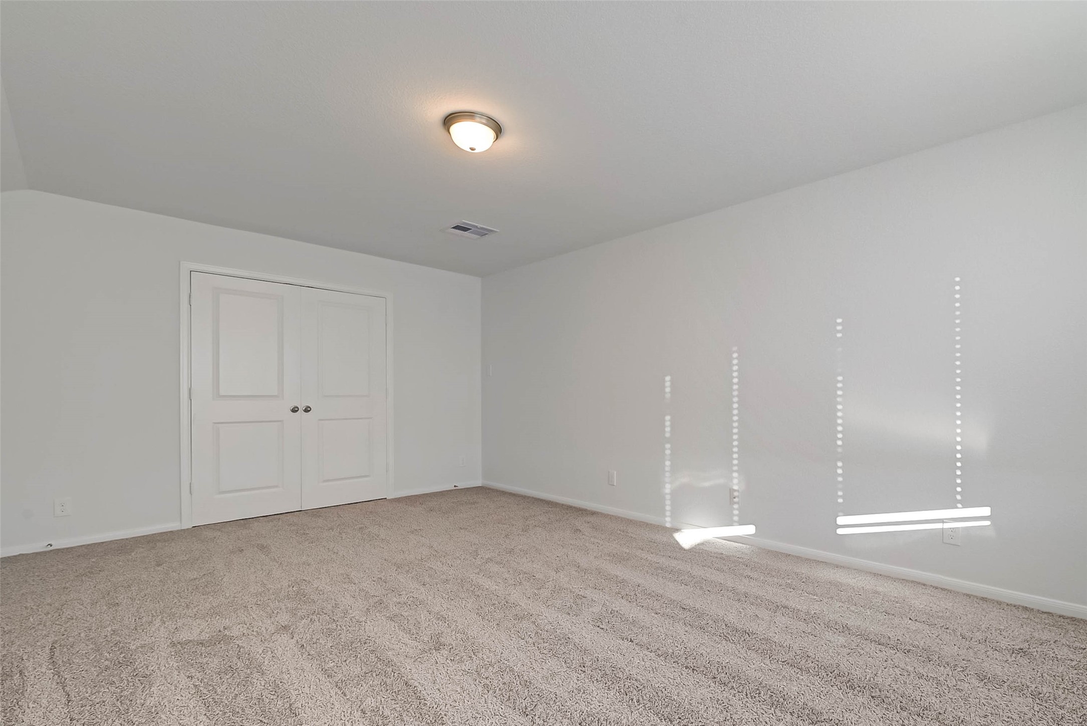 939 Summer Village Way Property Photo 25