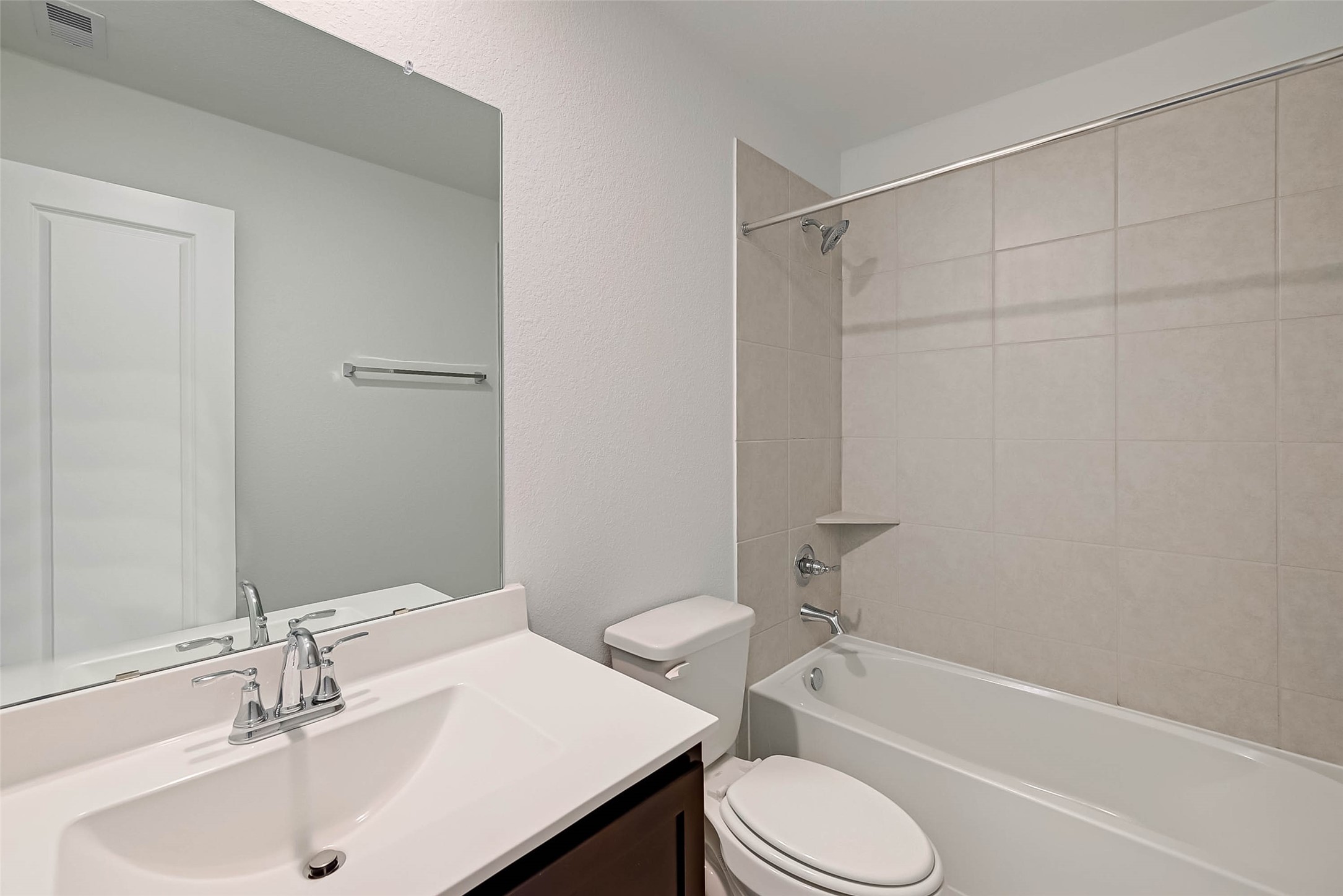 939 Summer Village Way Property Photo 26