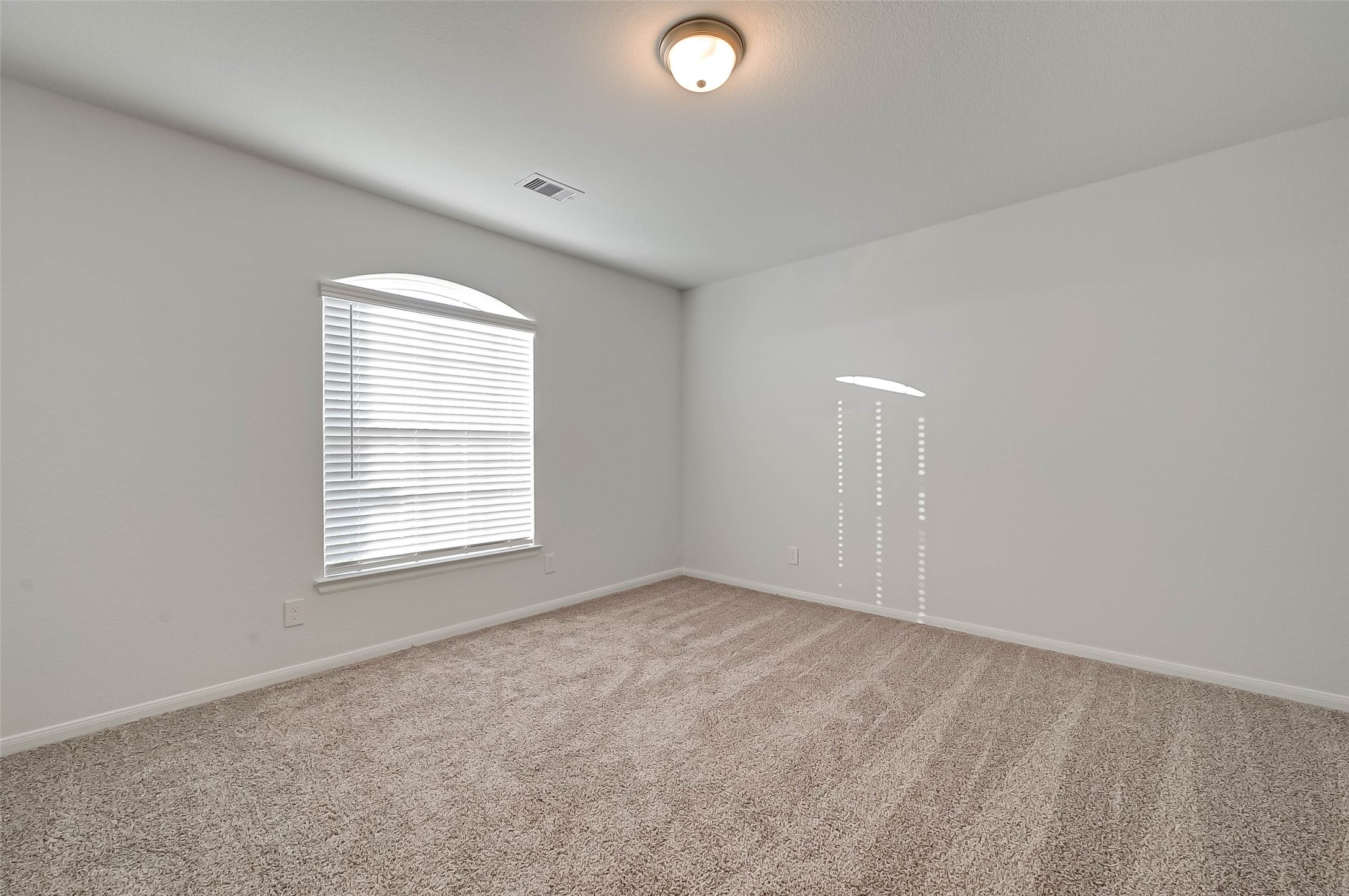 939 Summer Village Way Property Photo 27