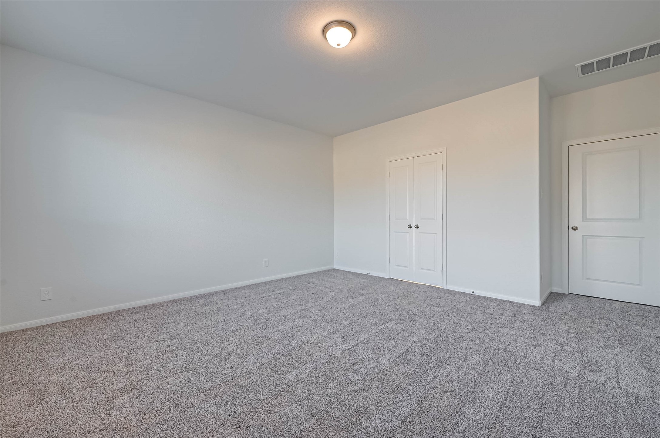 939 Summer Village Way Property Photo 39