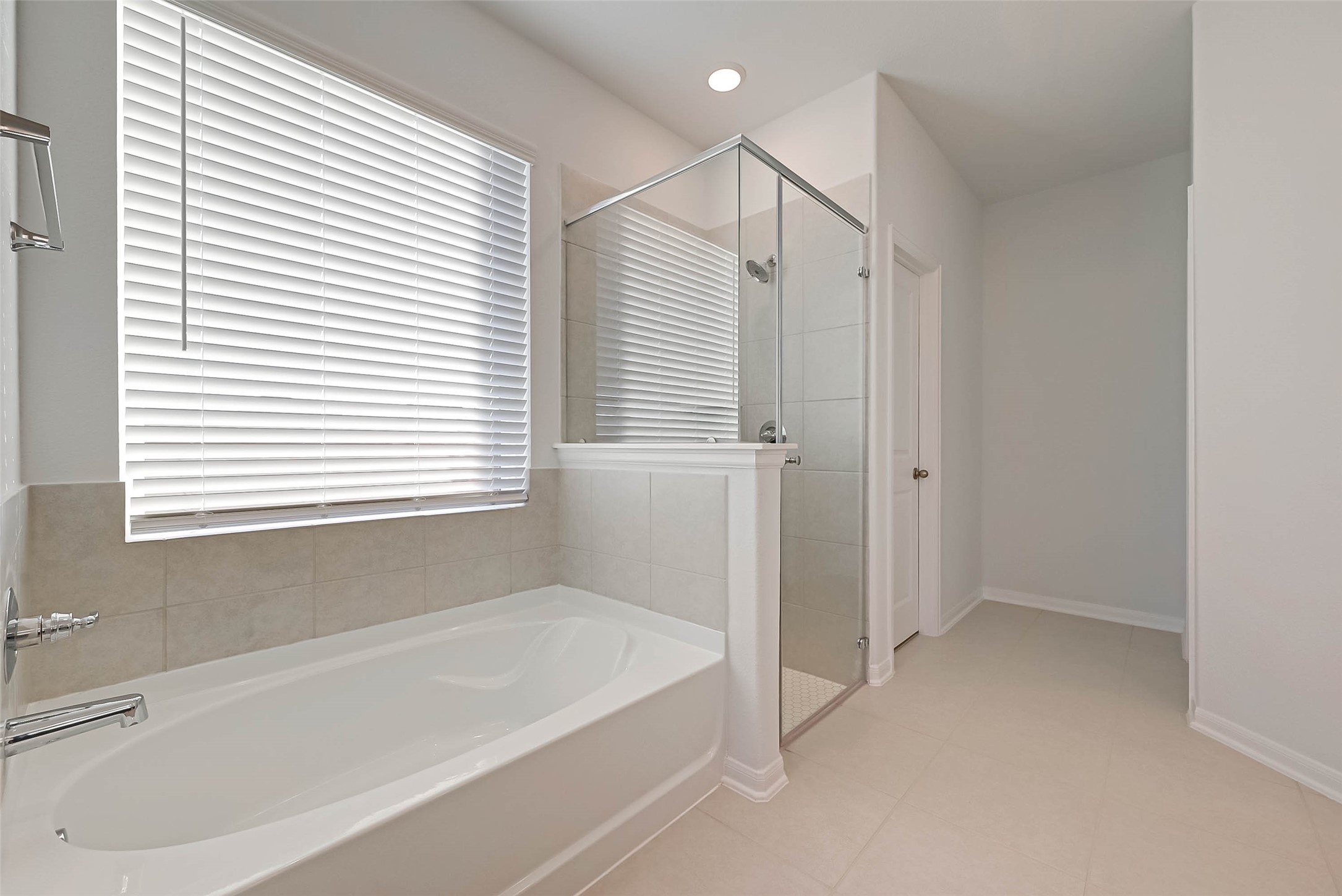 939 Summer Village Way Property Photo 41
