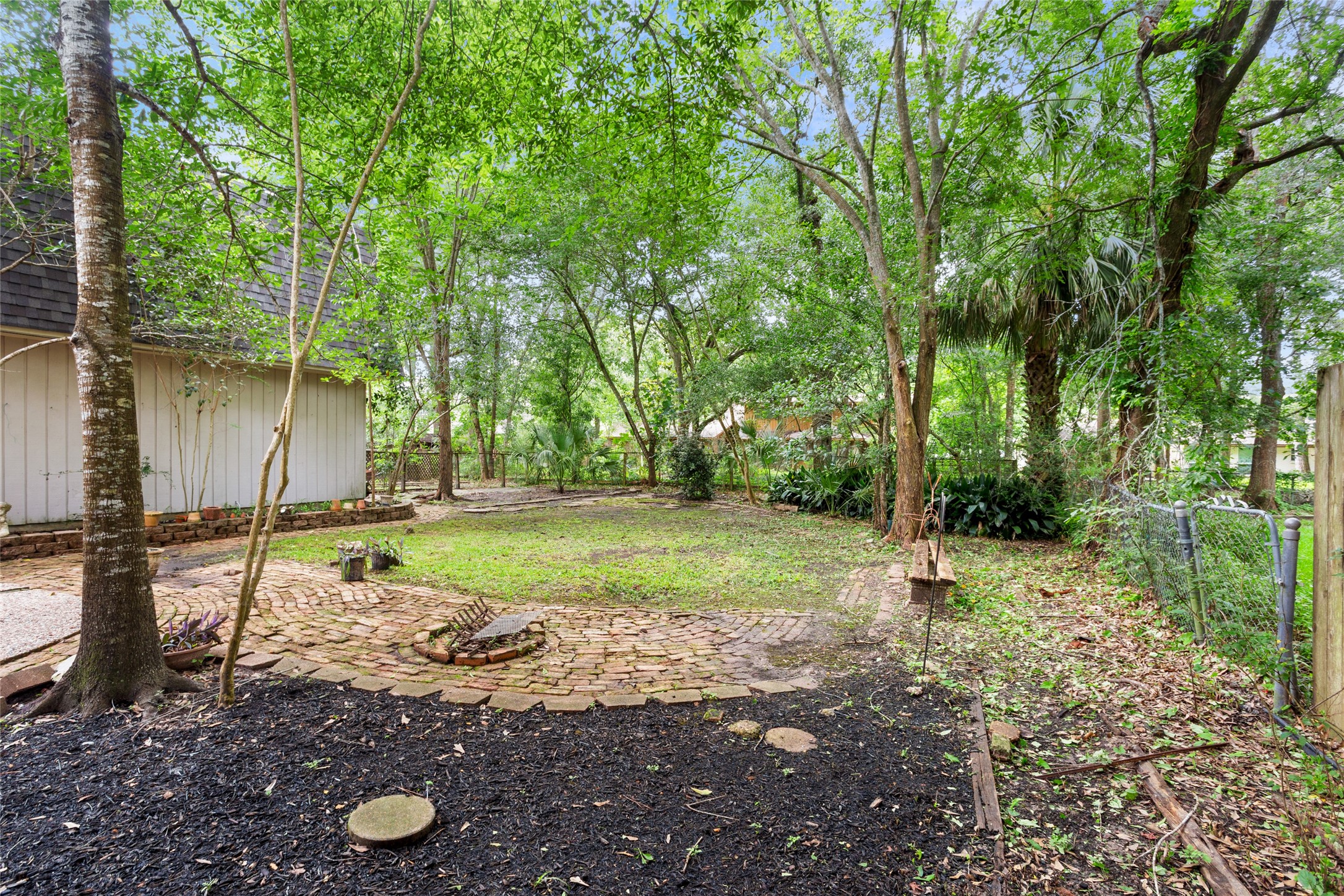 1216 Oak Hollow Drive Property Photo 40