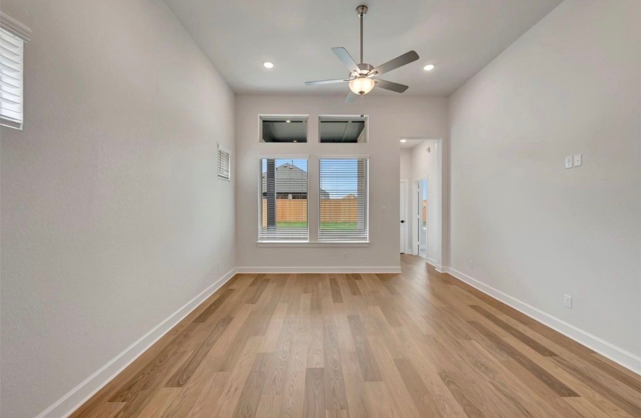 11214 Apricot Sulphur Drive Property Photo 10