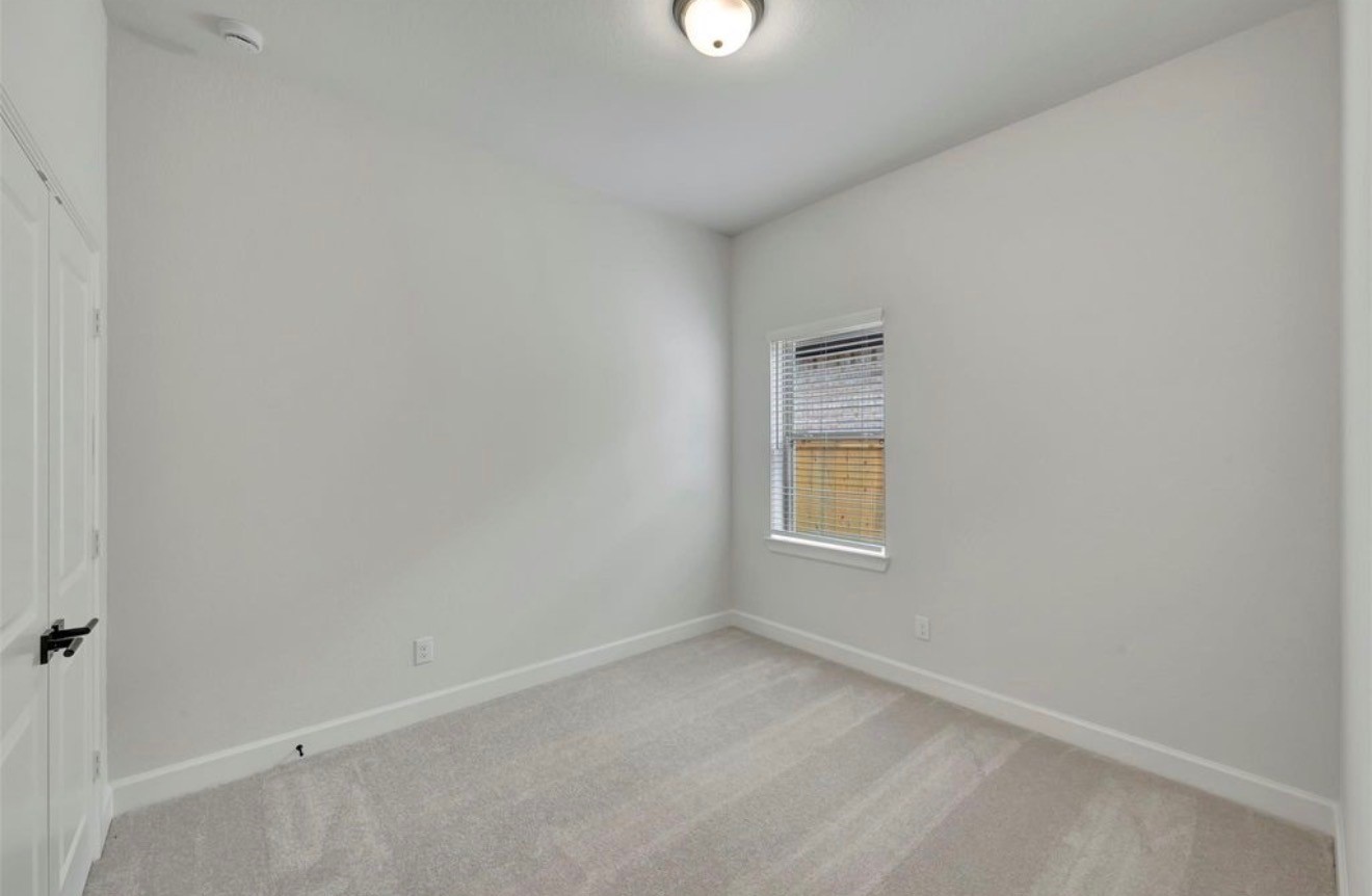 11214 Apricot Sulphur Drive Property Photo 11