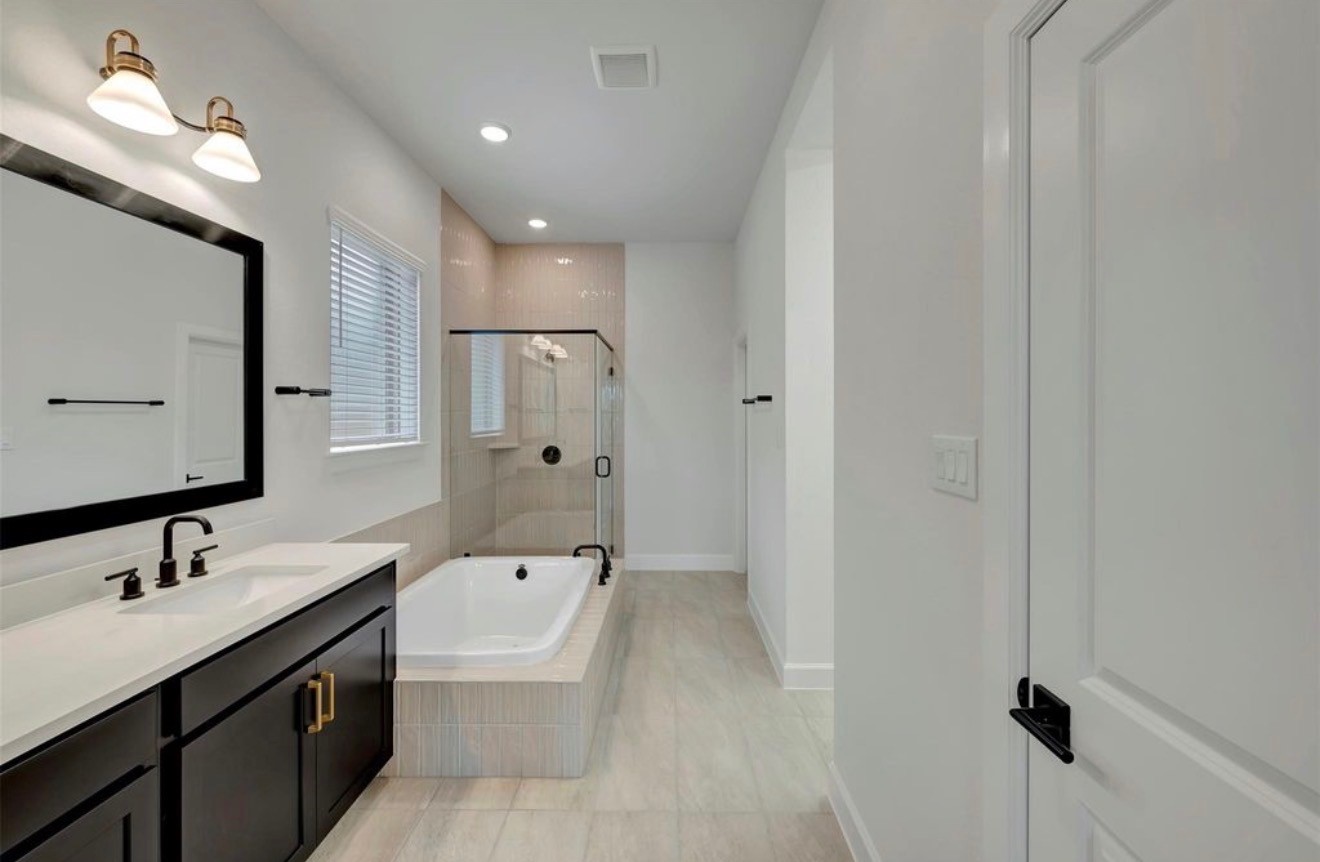 11214 Apricot Sulphur Drive Property Photo 15