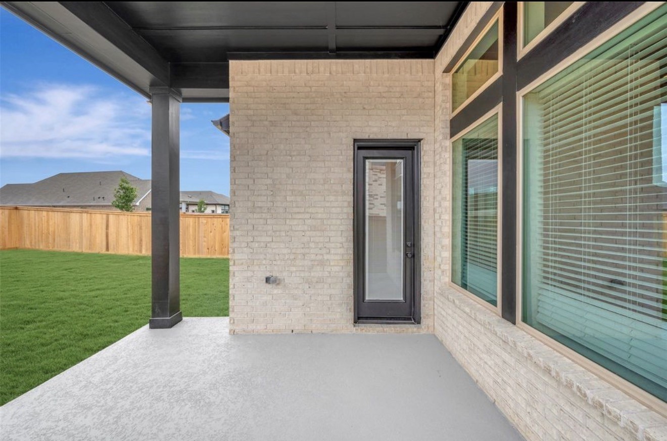 11214 Apricot Sulphur Drive Property Photo 16