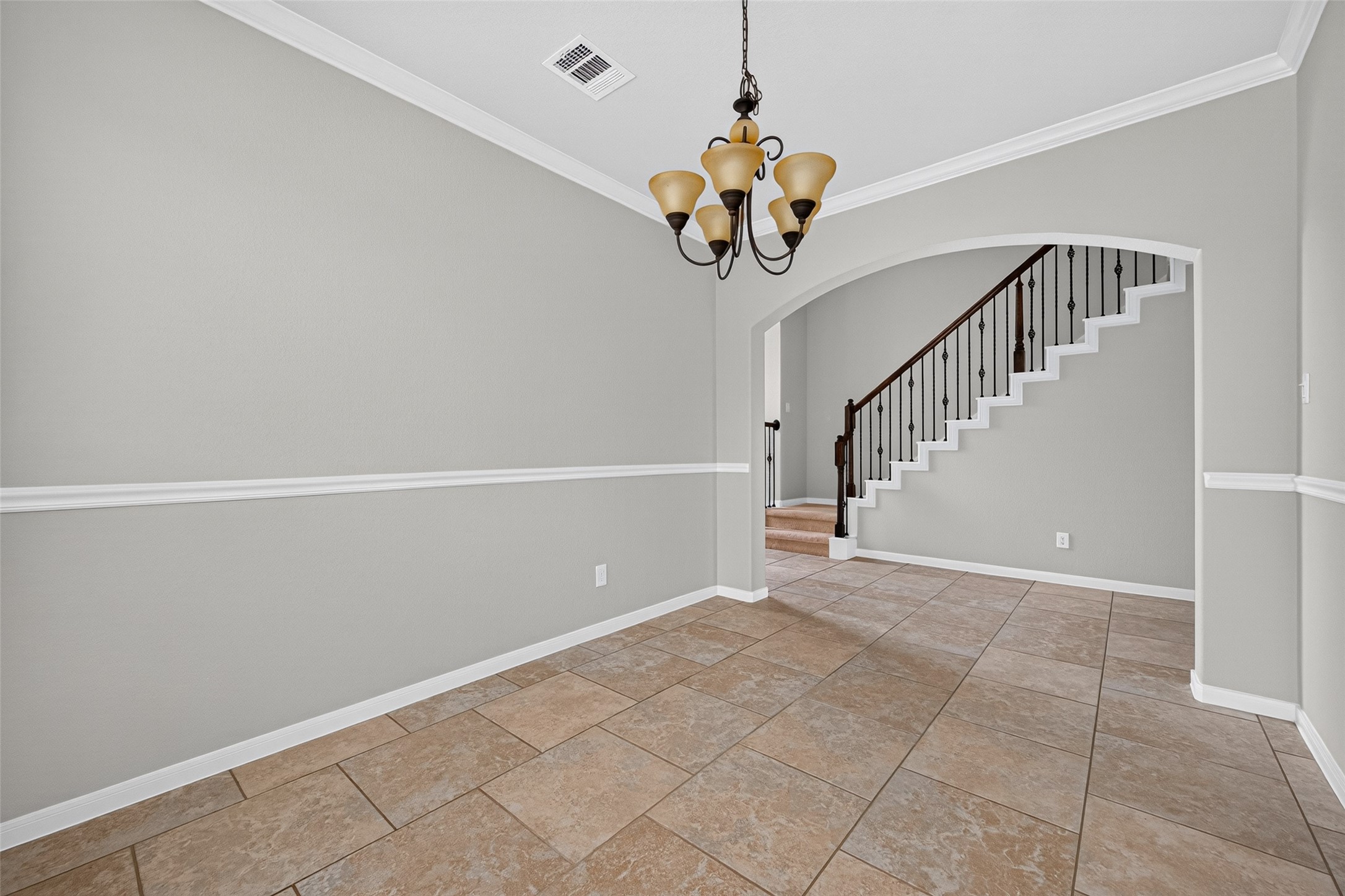 50 Vershire Circle Property Photo 8