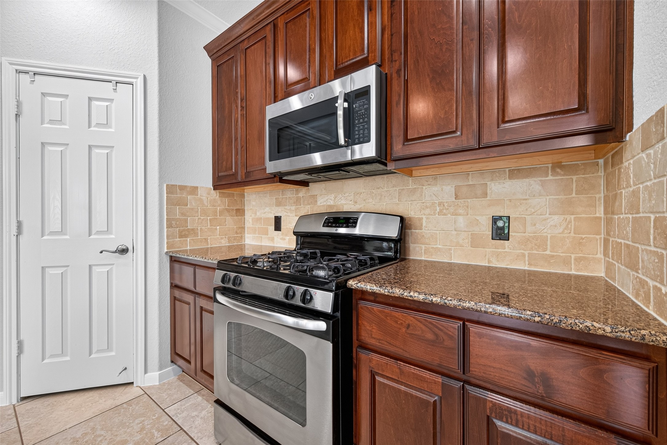 50 Vershire Circle Property Photo 17
