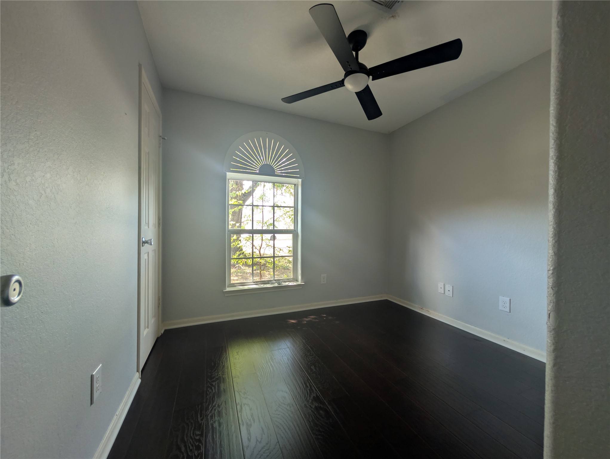 4218 Owens Creek Lane Property Photo 7