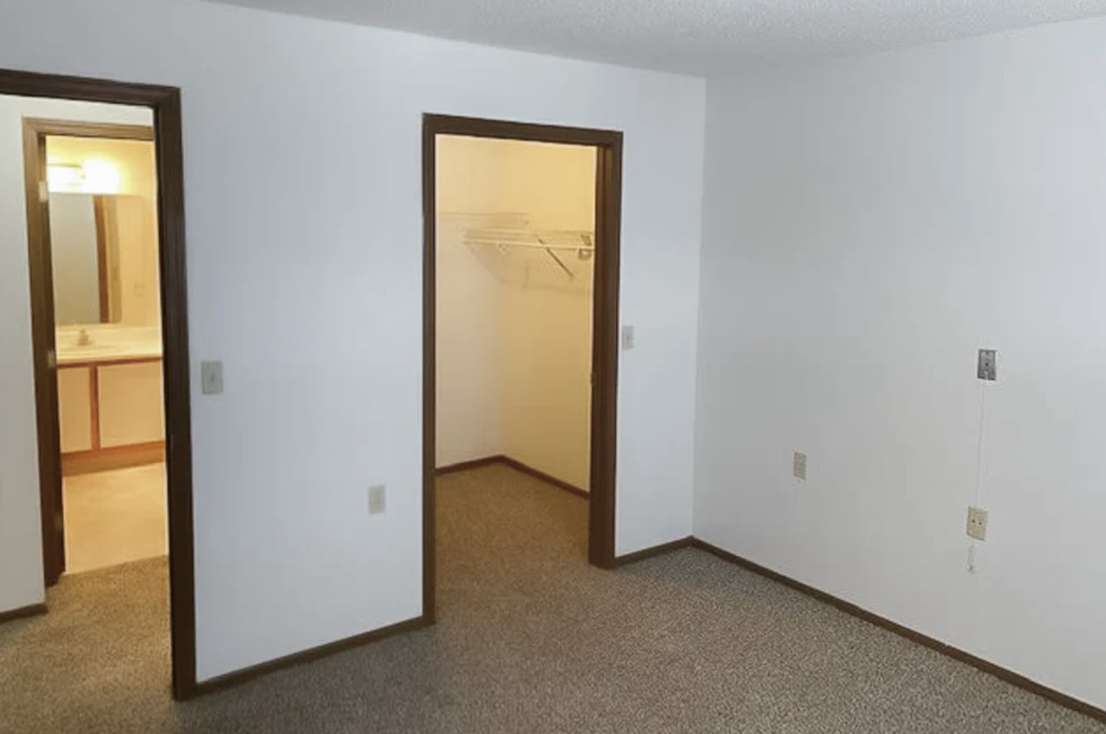 2700 Marfitt Rd Property Photo 8