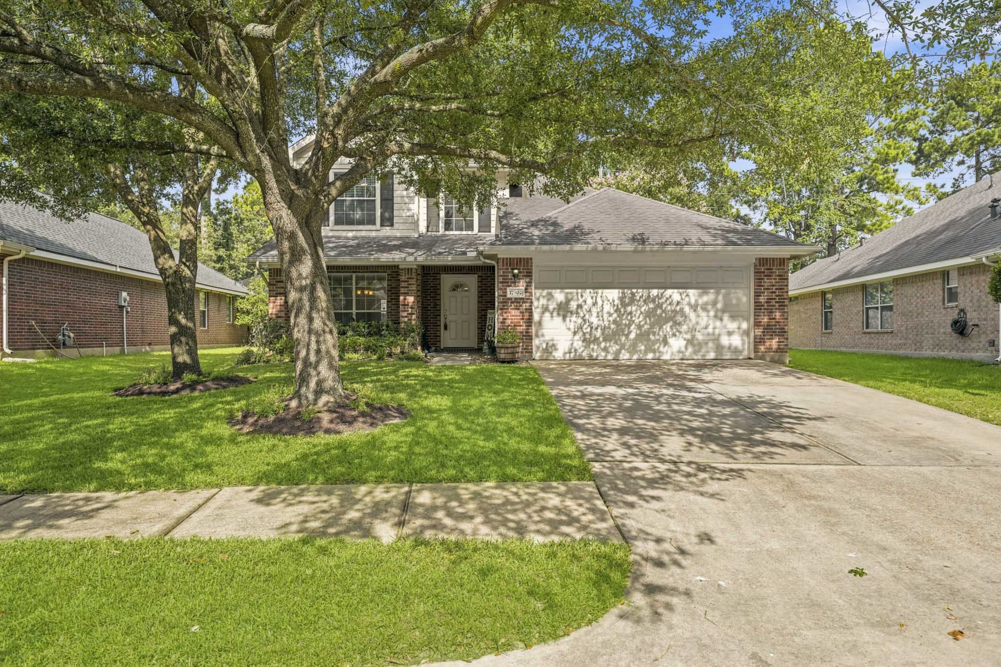 17907 Pelican Cove Court Property Photo 2