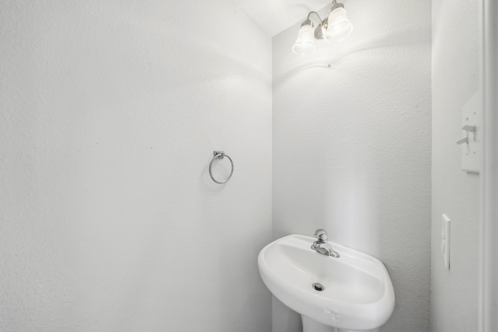 17907 Pelican Cove Court Property Photo 11