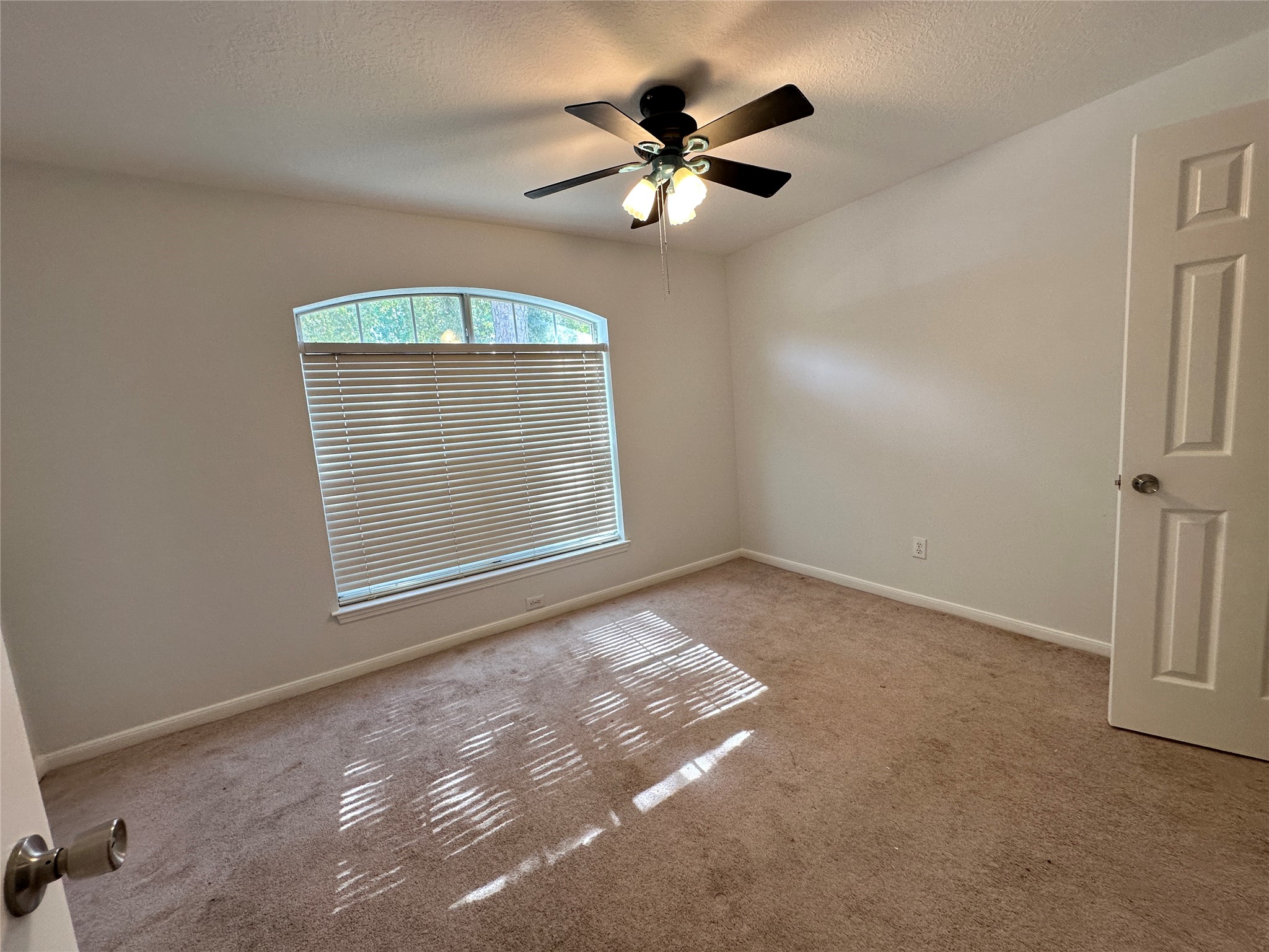 20230 Concord Hill Drive Property Photo 15