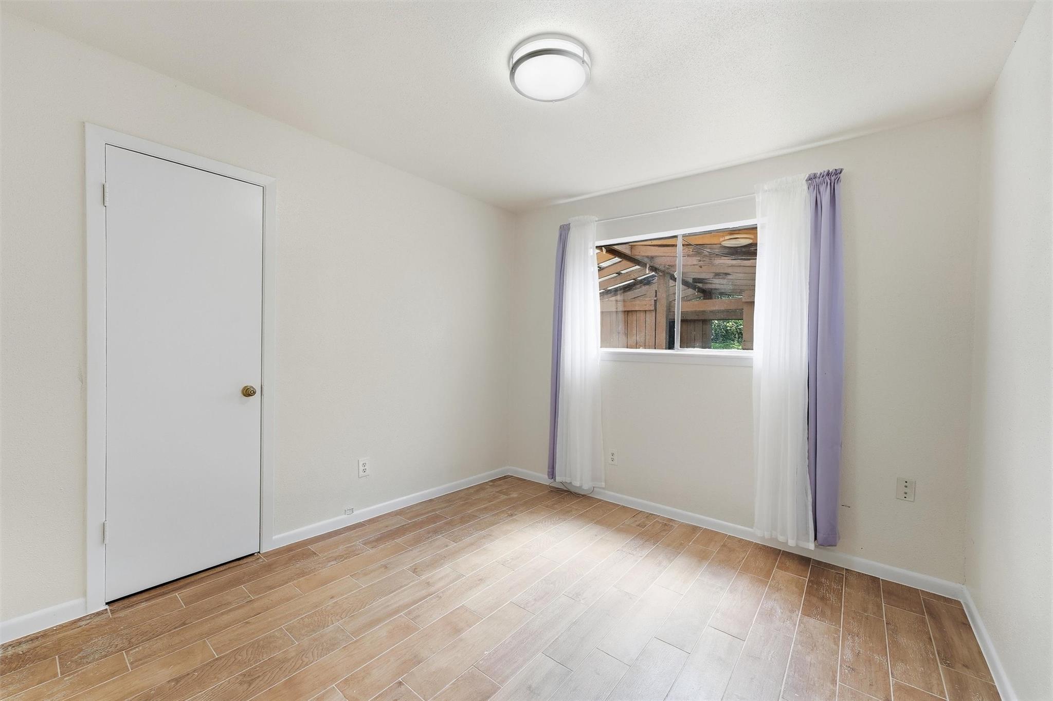 20 Ash Park Drive Property Photo 11