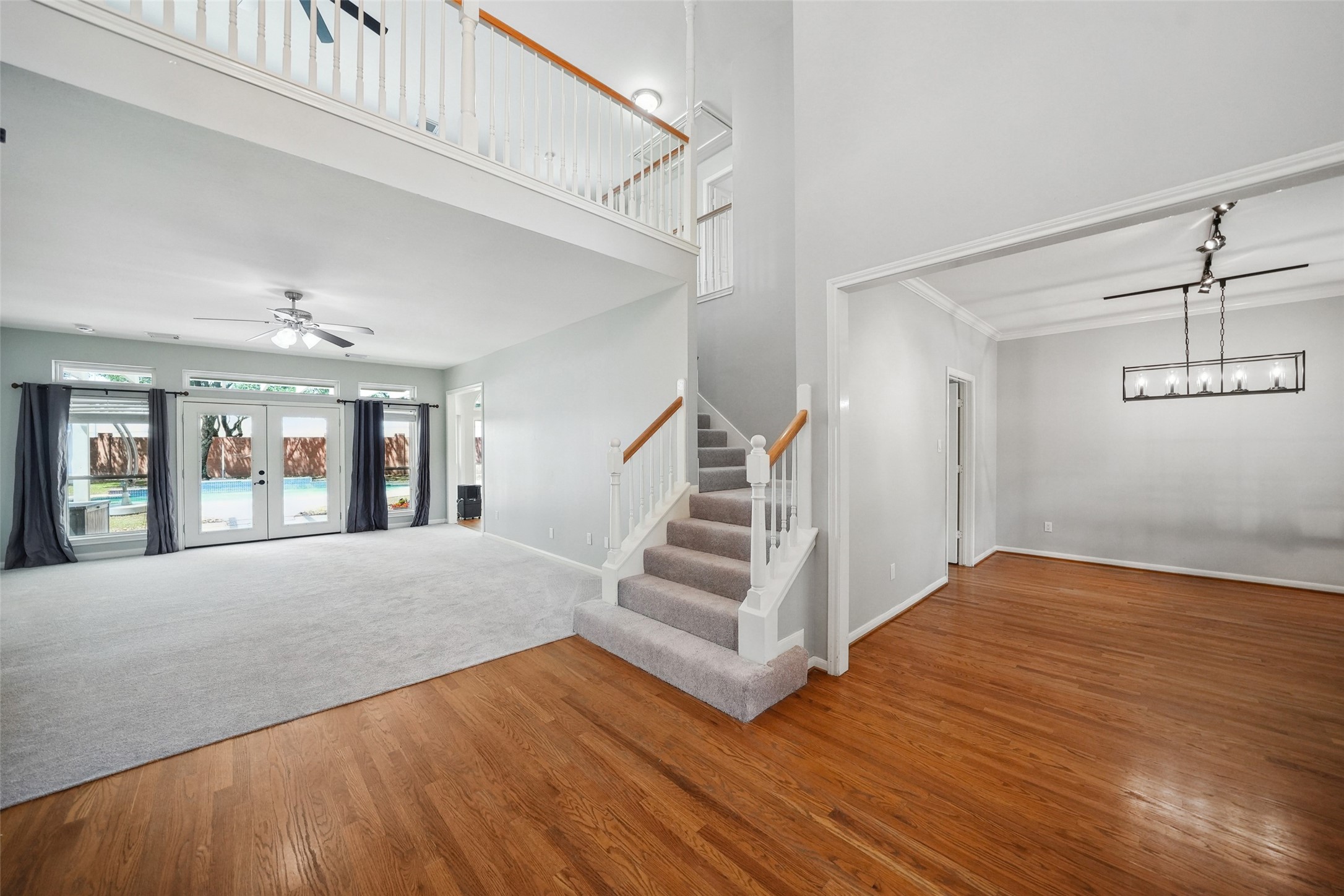 1602 Crescent Point Drive Property Photo 9