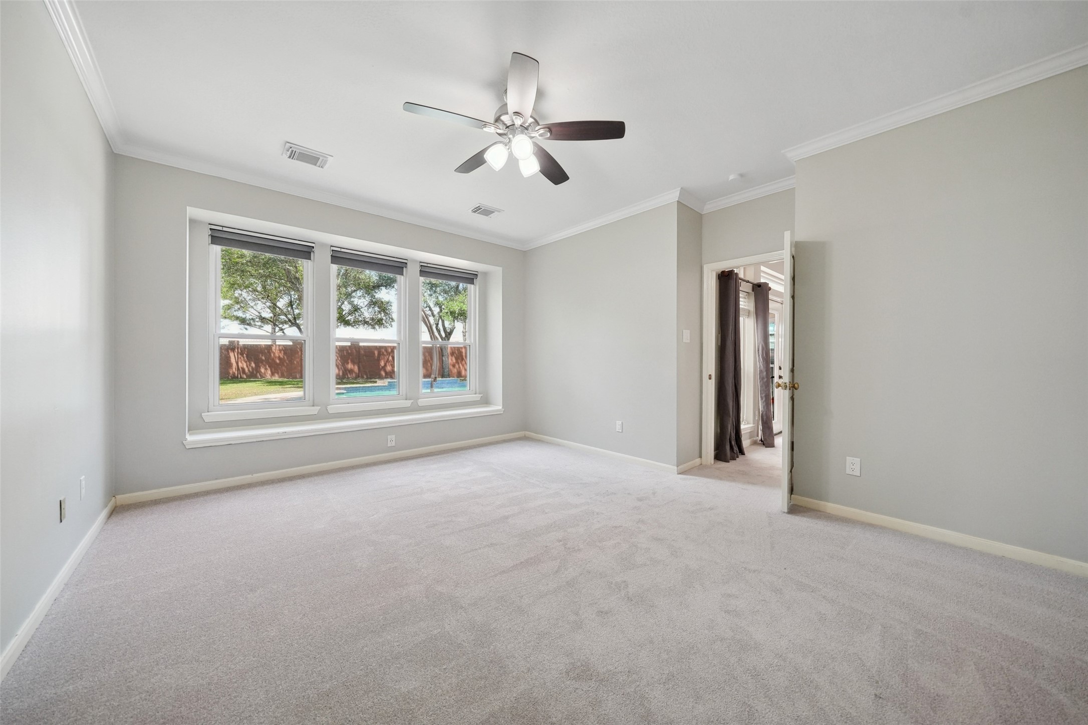 1602 Crescent Point Drive Property Photo 24